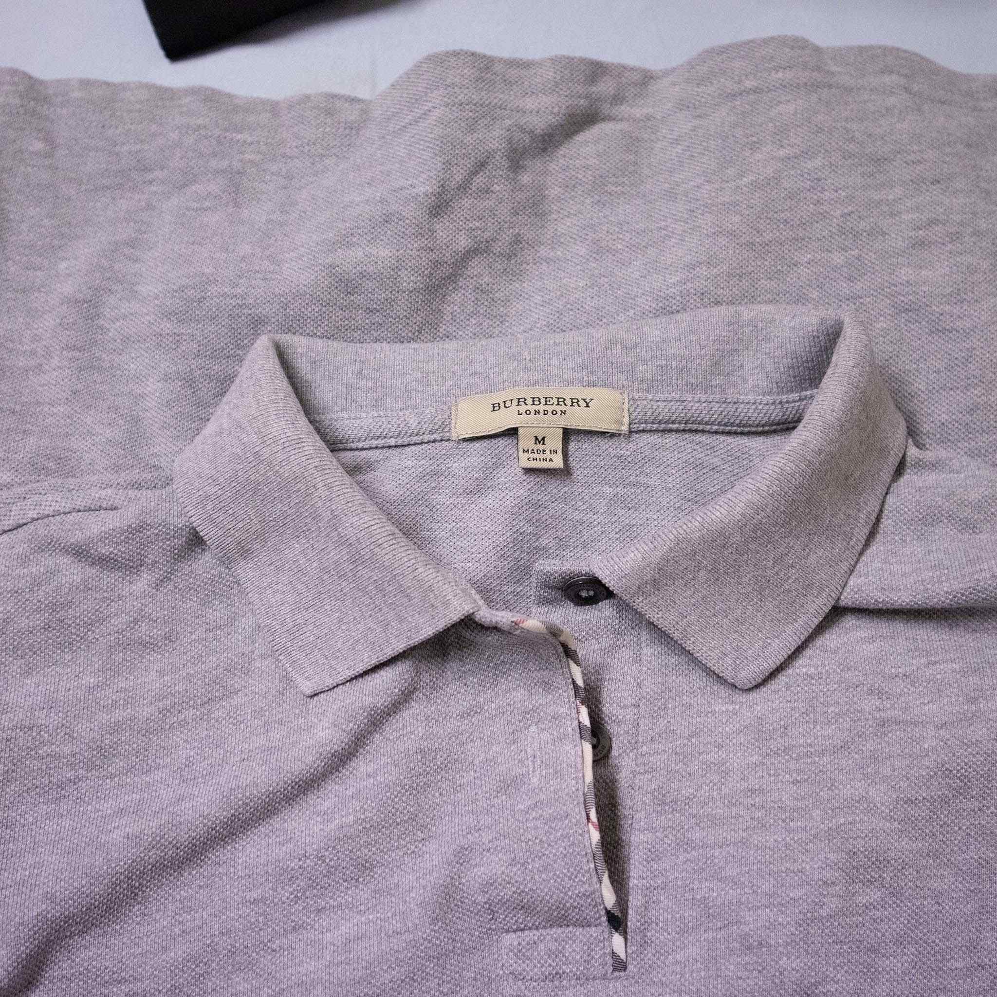 Burberry Polo - Size M