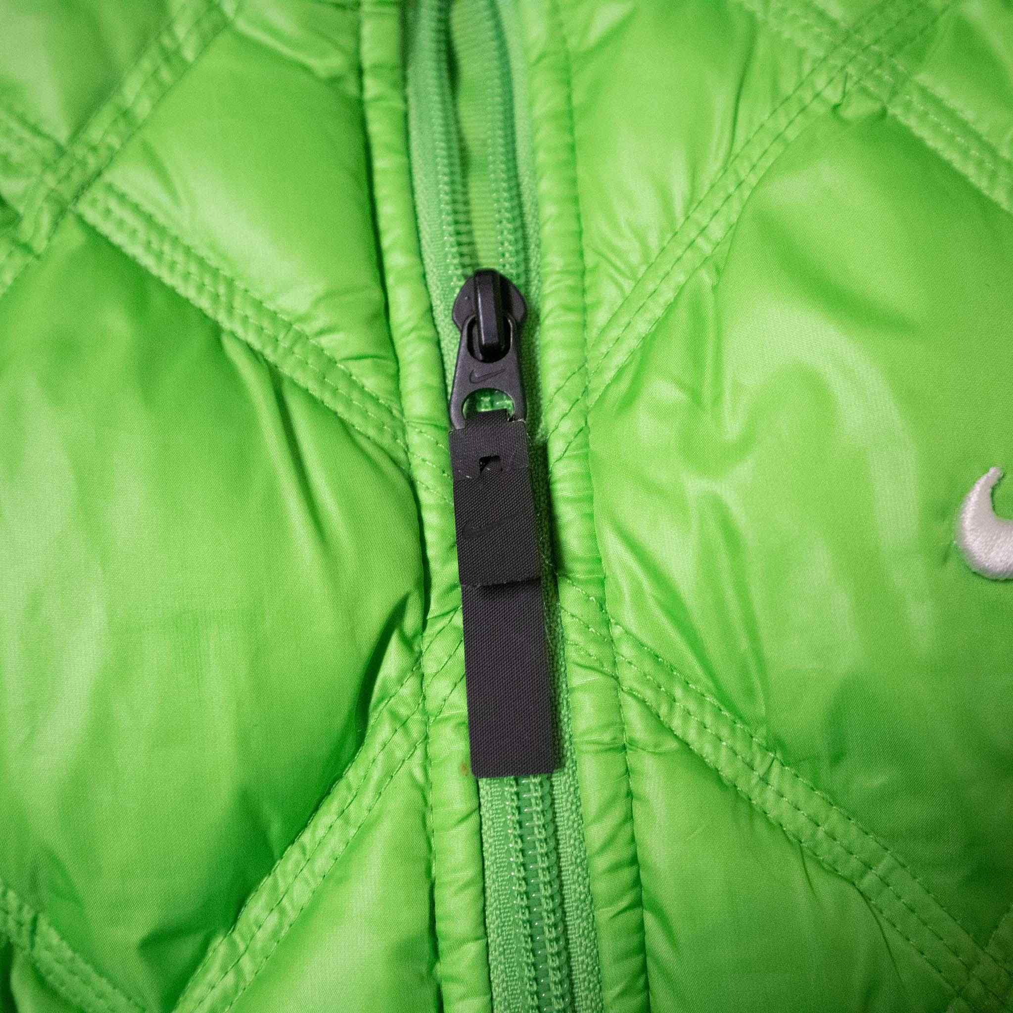 Nike Vintage sleeveless down jacket - Size M