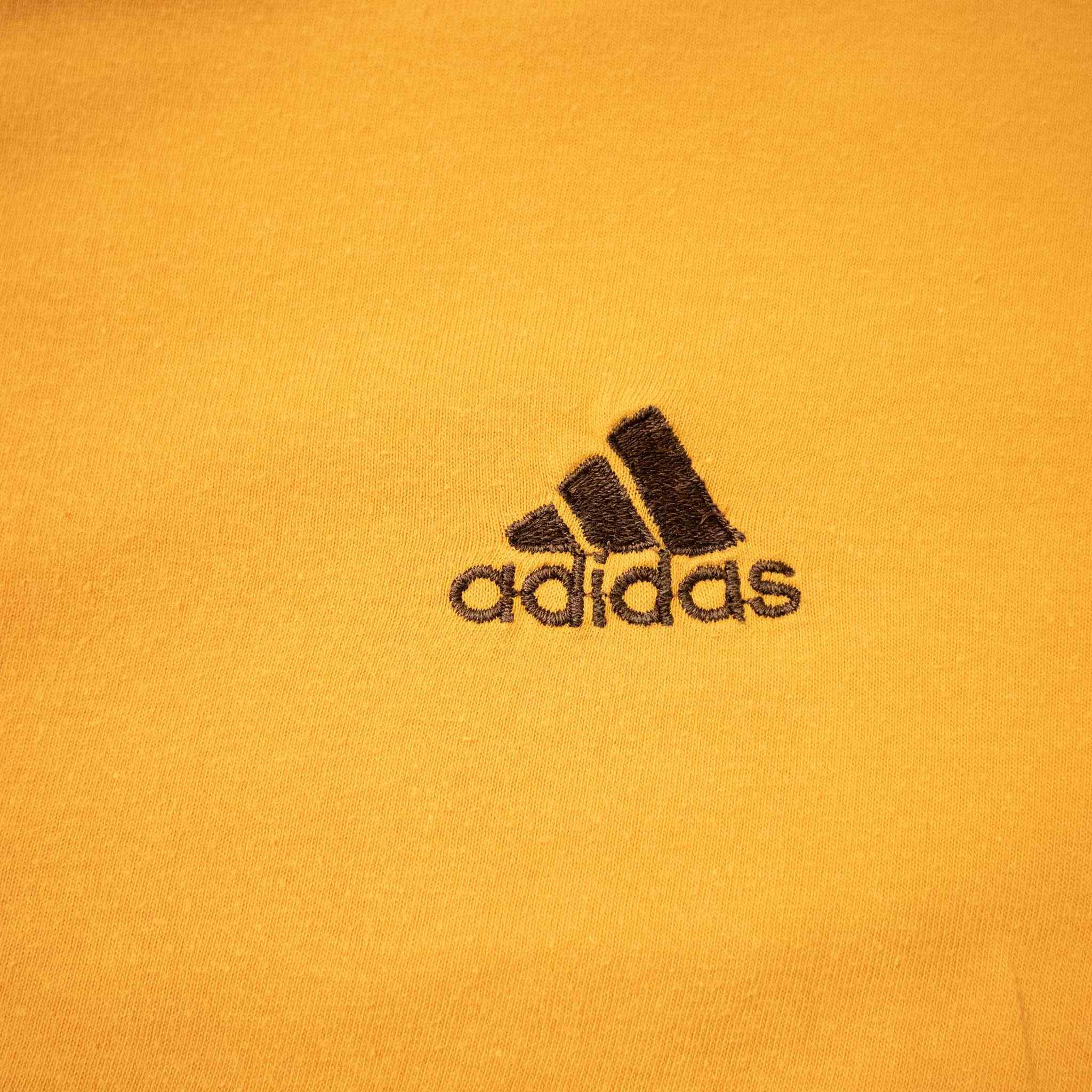 Adidas Vintage T-Shirt - Size S