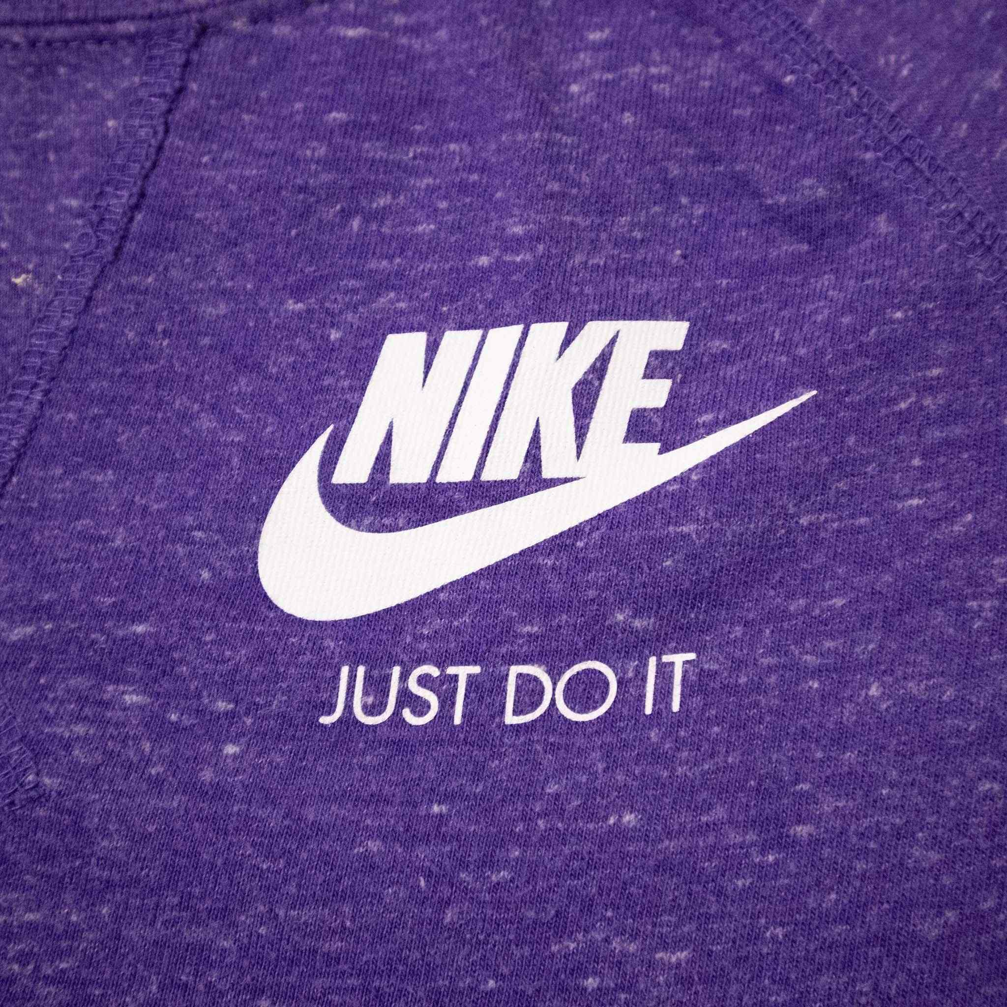 Nike T-Shirt - Size S