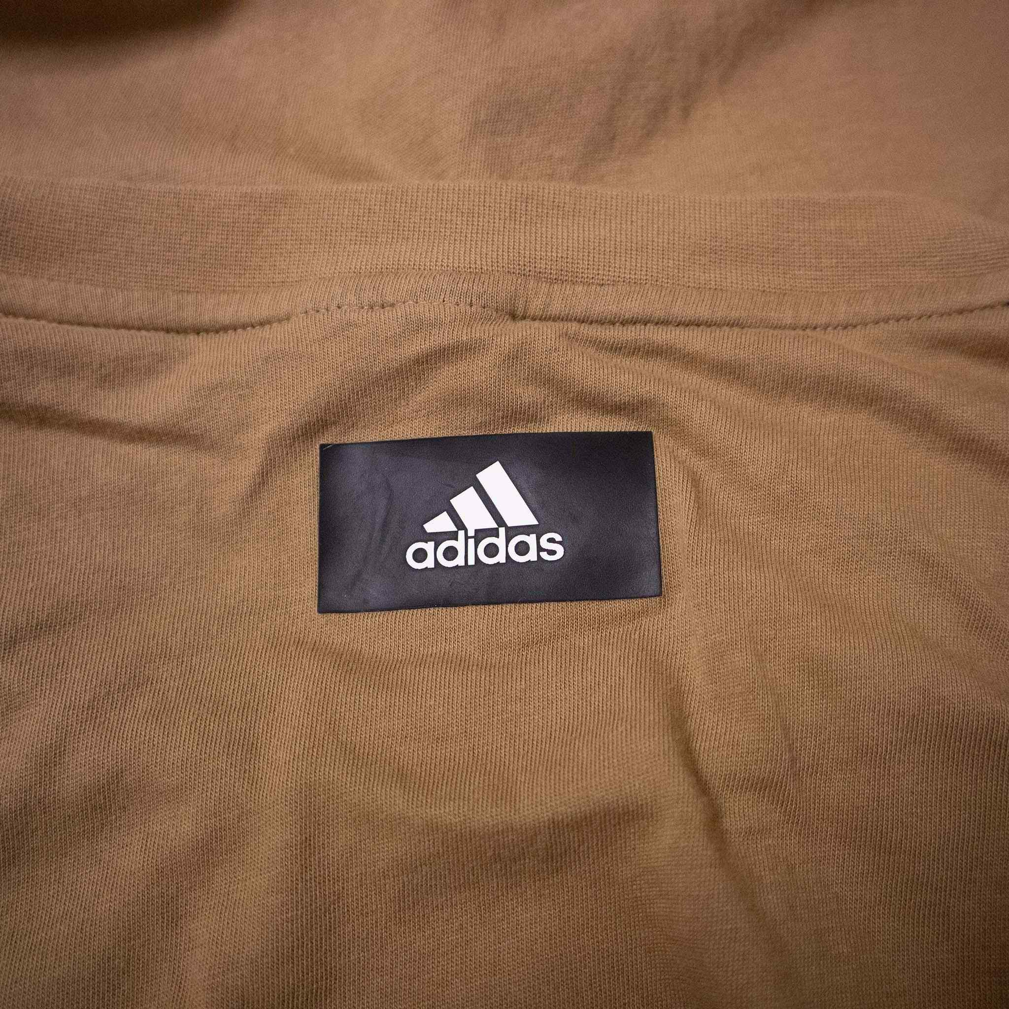 Adidas Retro T-Shirt - Size L/XL