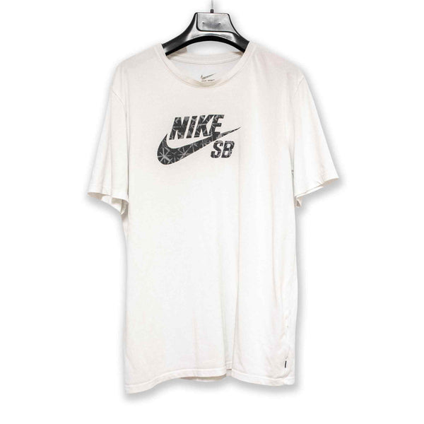 Nike T-Shirt - Size L