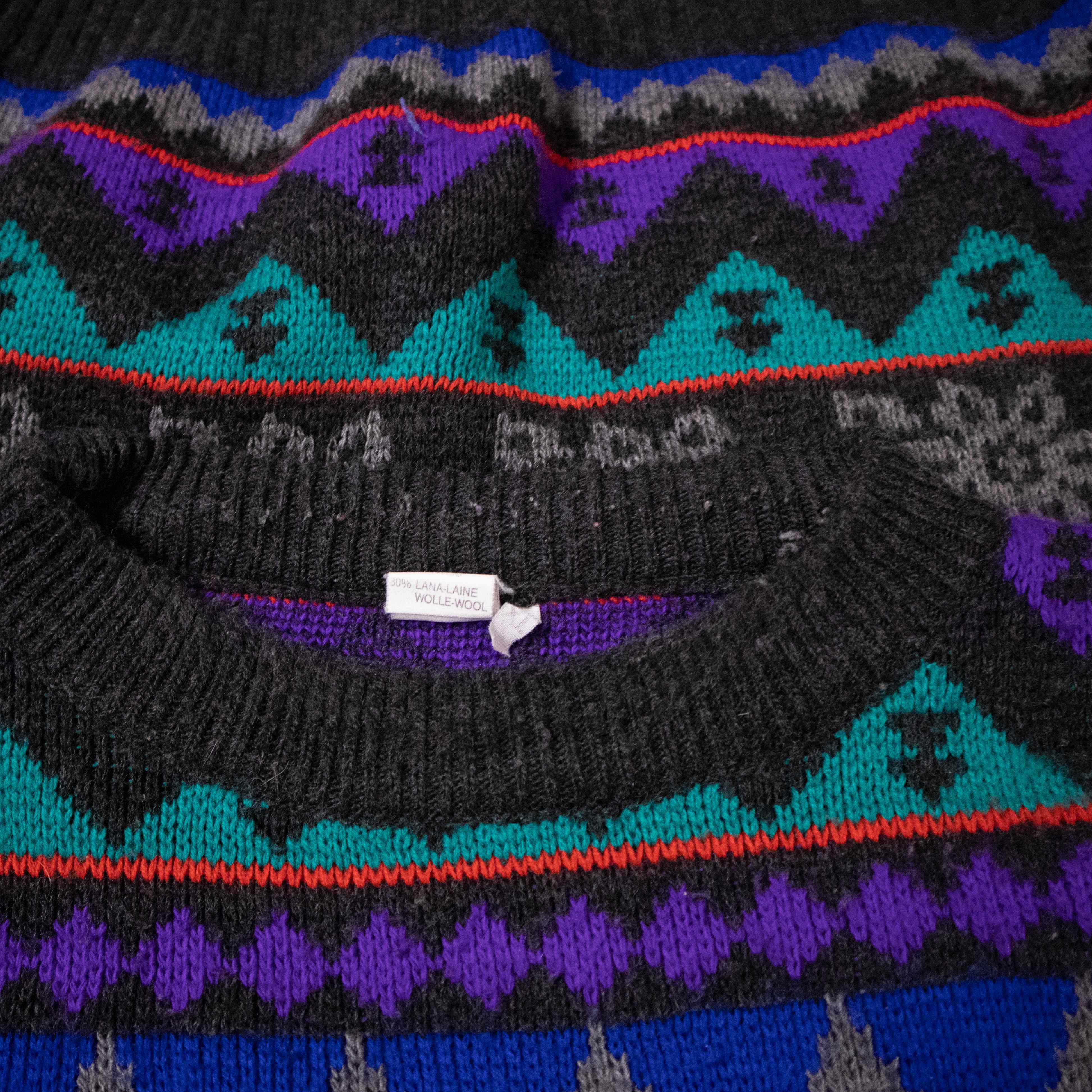 Vintage Sweater - Size M/L