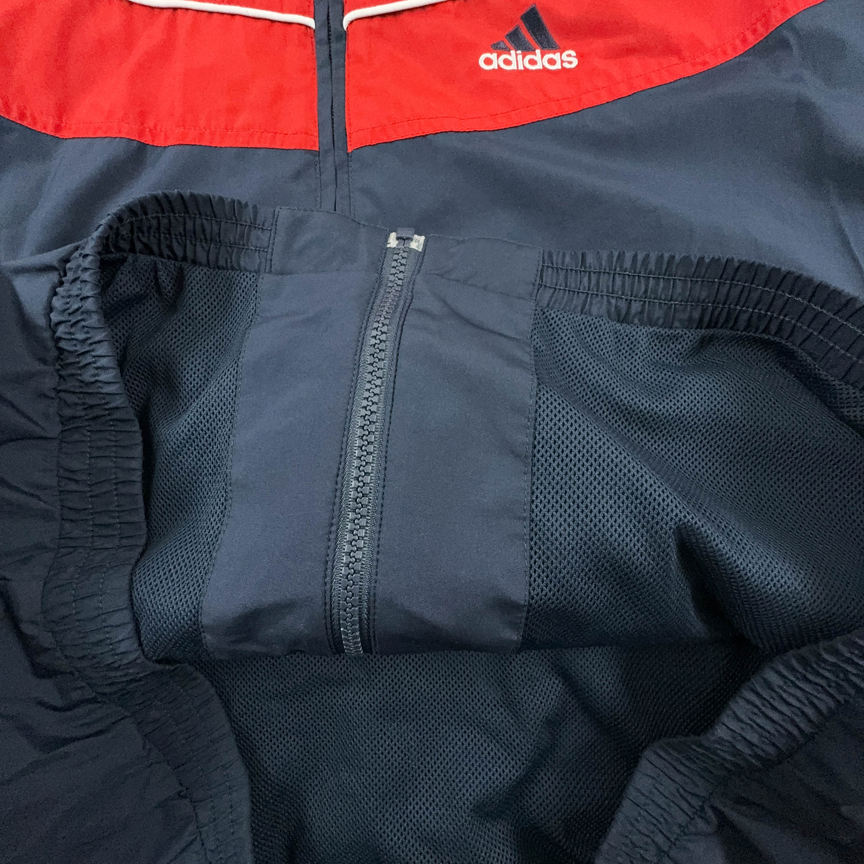Giacca a vento Adidas Vintage blu e rossa anni 2000 con zip - Taglia L/XL uomo