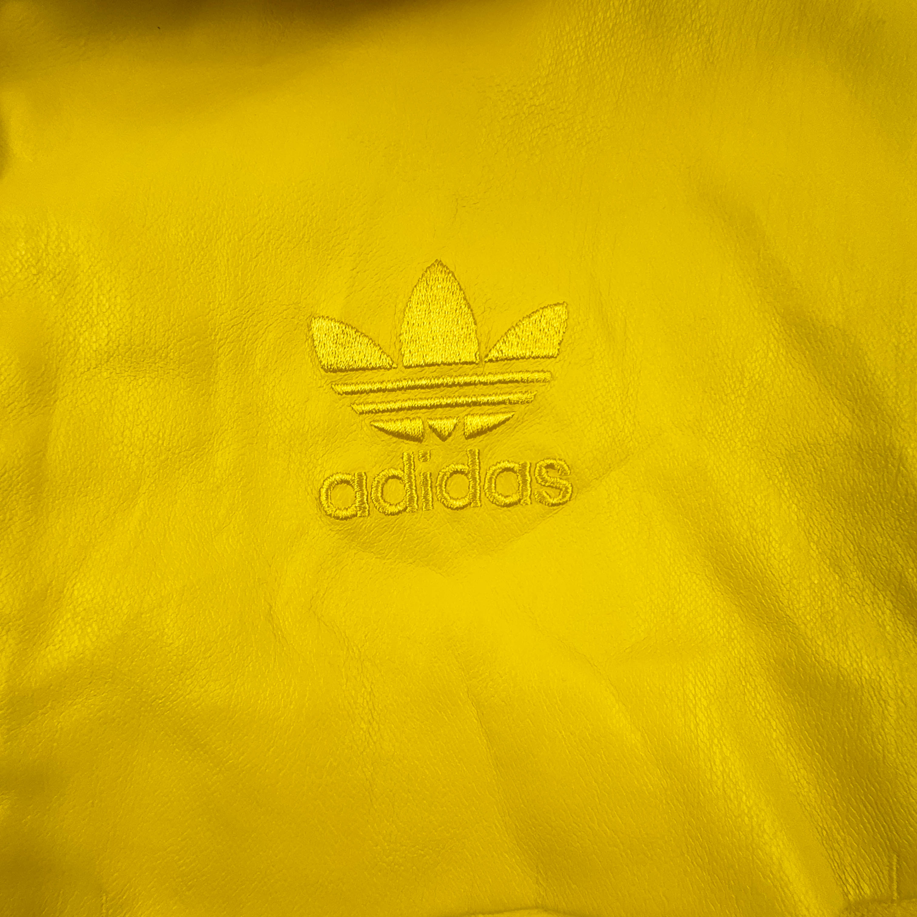 Giacca a vento Adidas Vintage gialla anni 2000 con zip - Taglia L/XL uomo