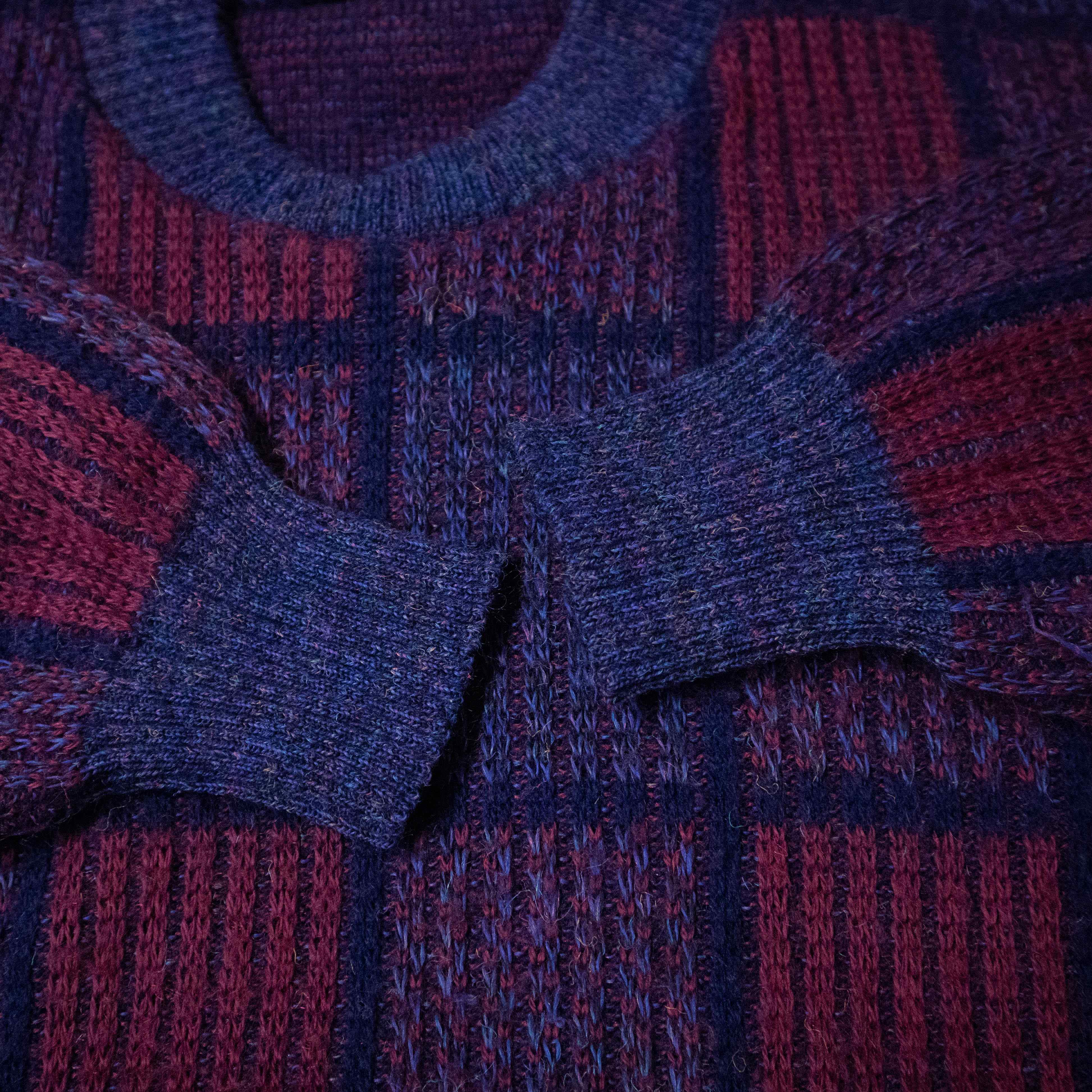 Vintage Sweater - Size M