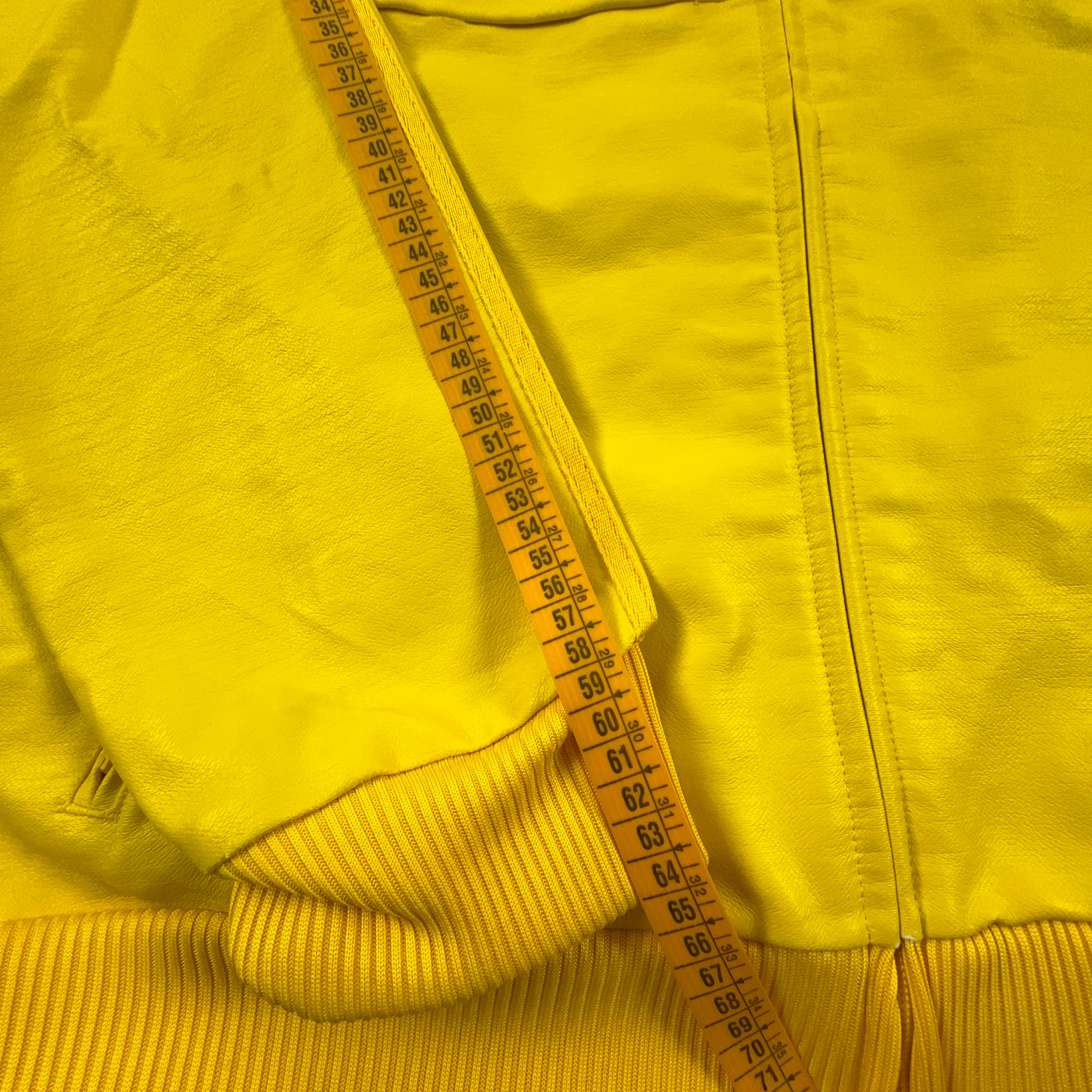 Giacca a vento Adidas Vintage gialla anni 2000 con zip - Taglia L/XL uomo