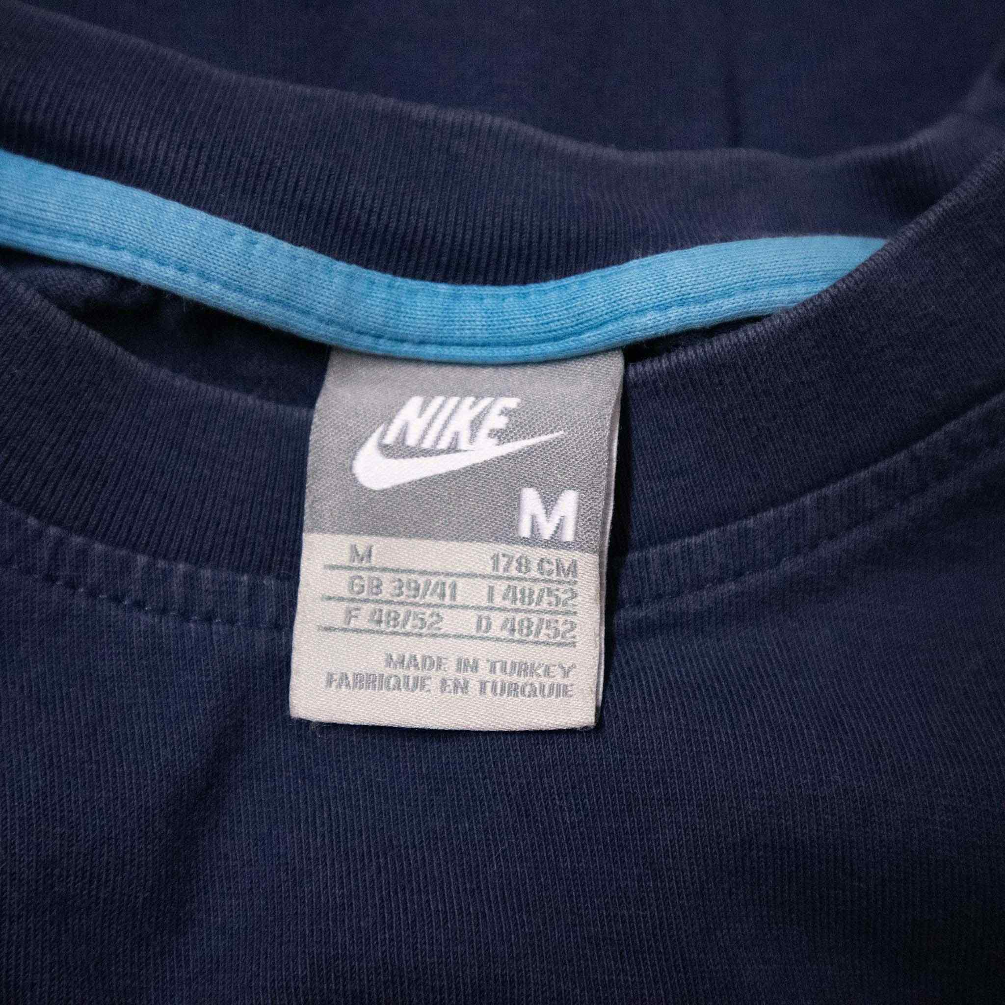 Nike Vintage T-Shirt - Size M