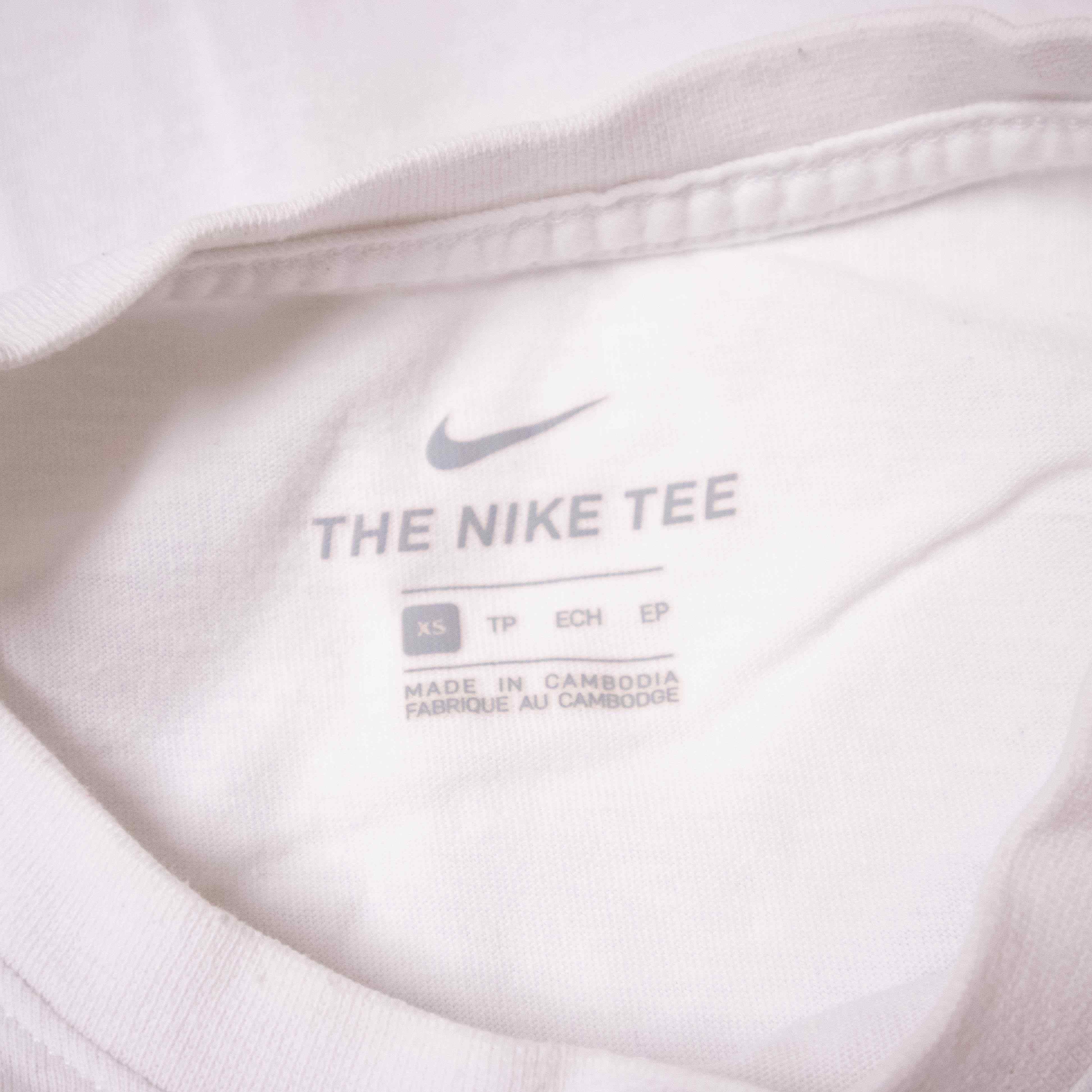 Nike Tee - Size XS