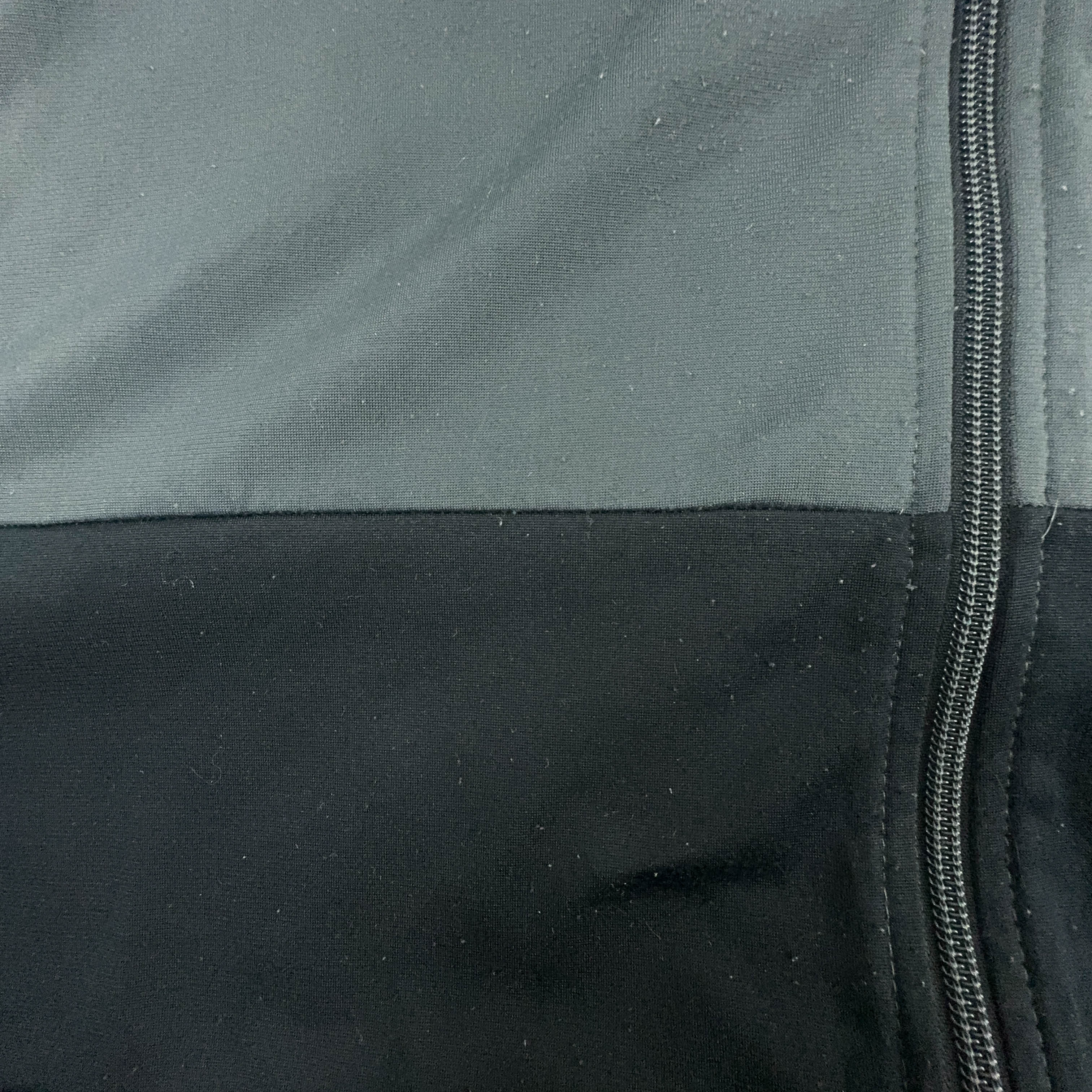 Felpa Nike Vintage nera e grigia con zip anni 2000 - Taglia XL/XXL uomo