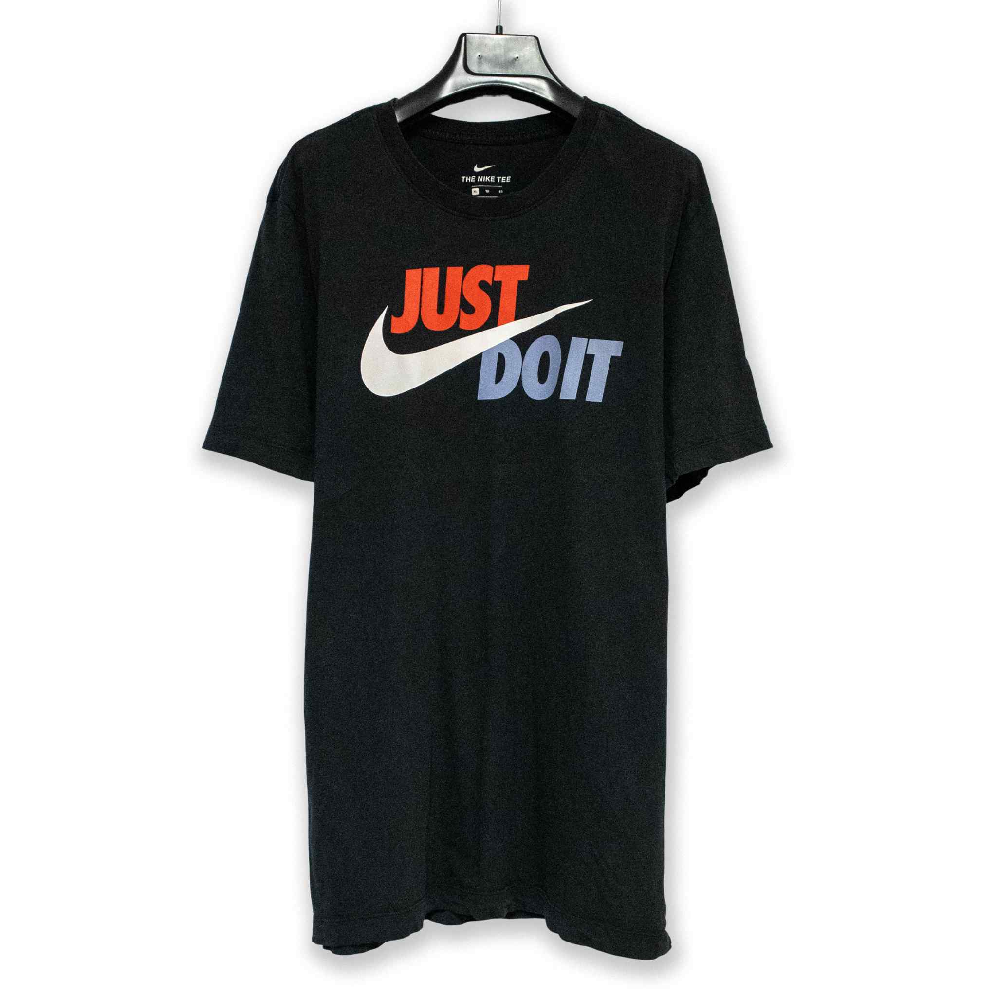 Nike Tee - Size XL