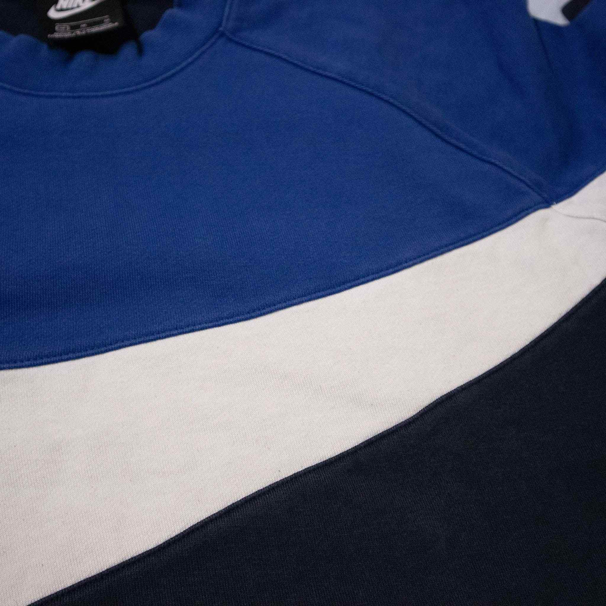 Nike Sweatshirt - Size M