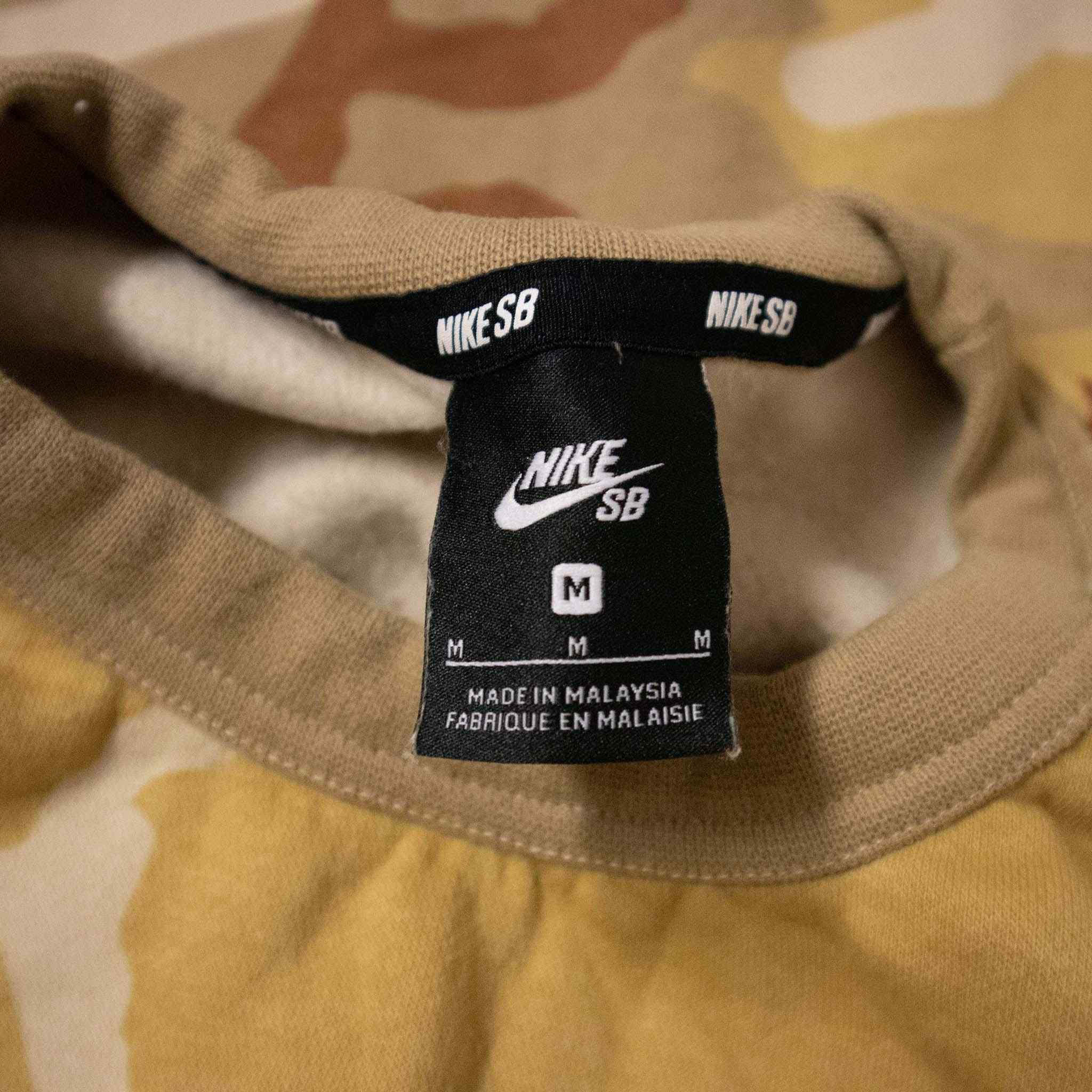 Nike Sweatshirt - Size M