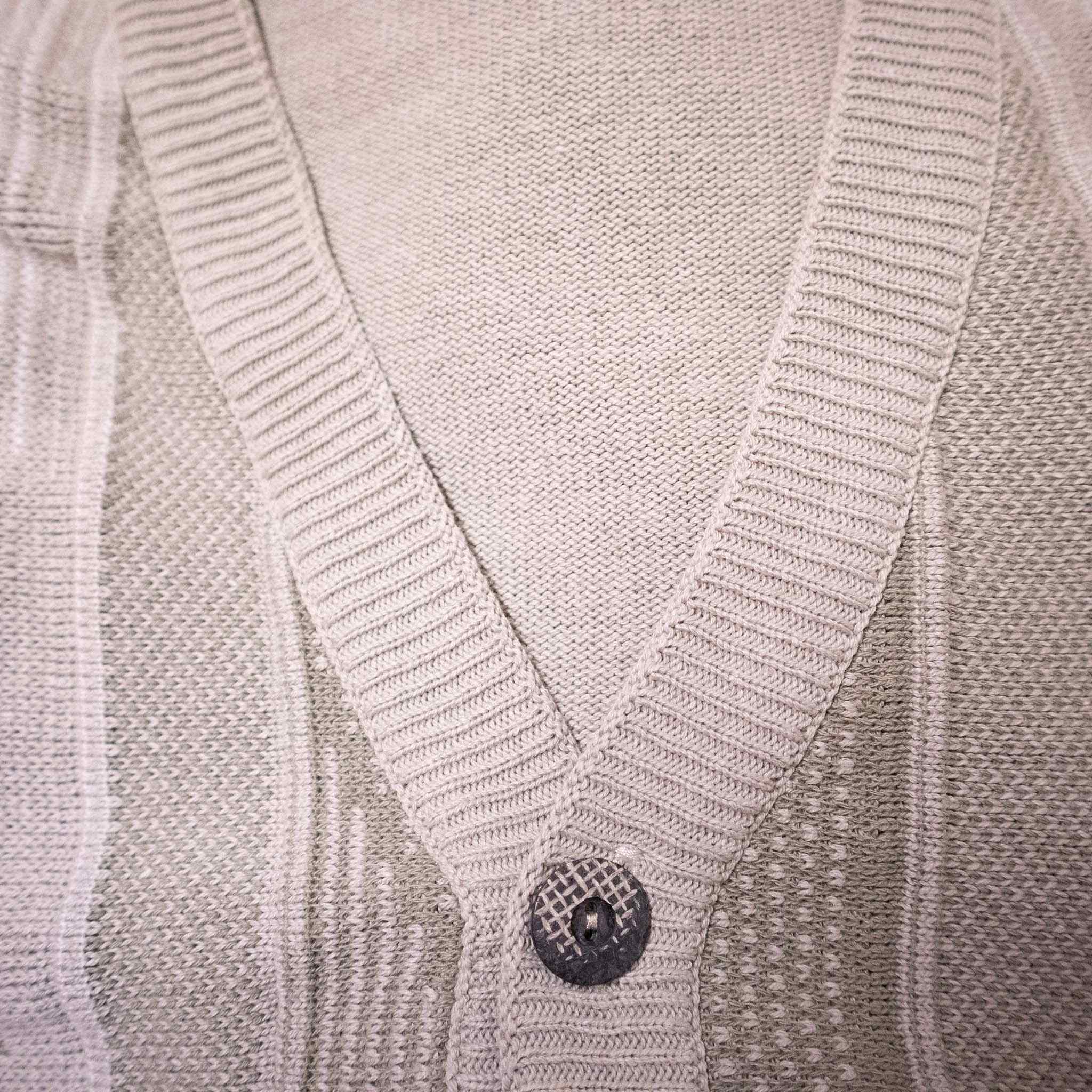 Vintage Cardigan - Size XL