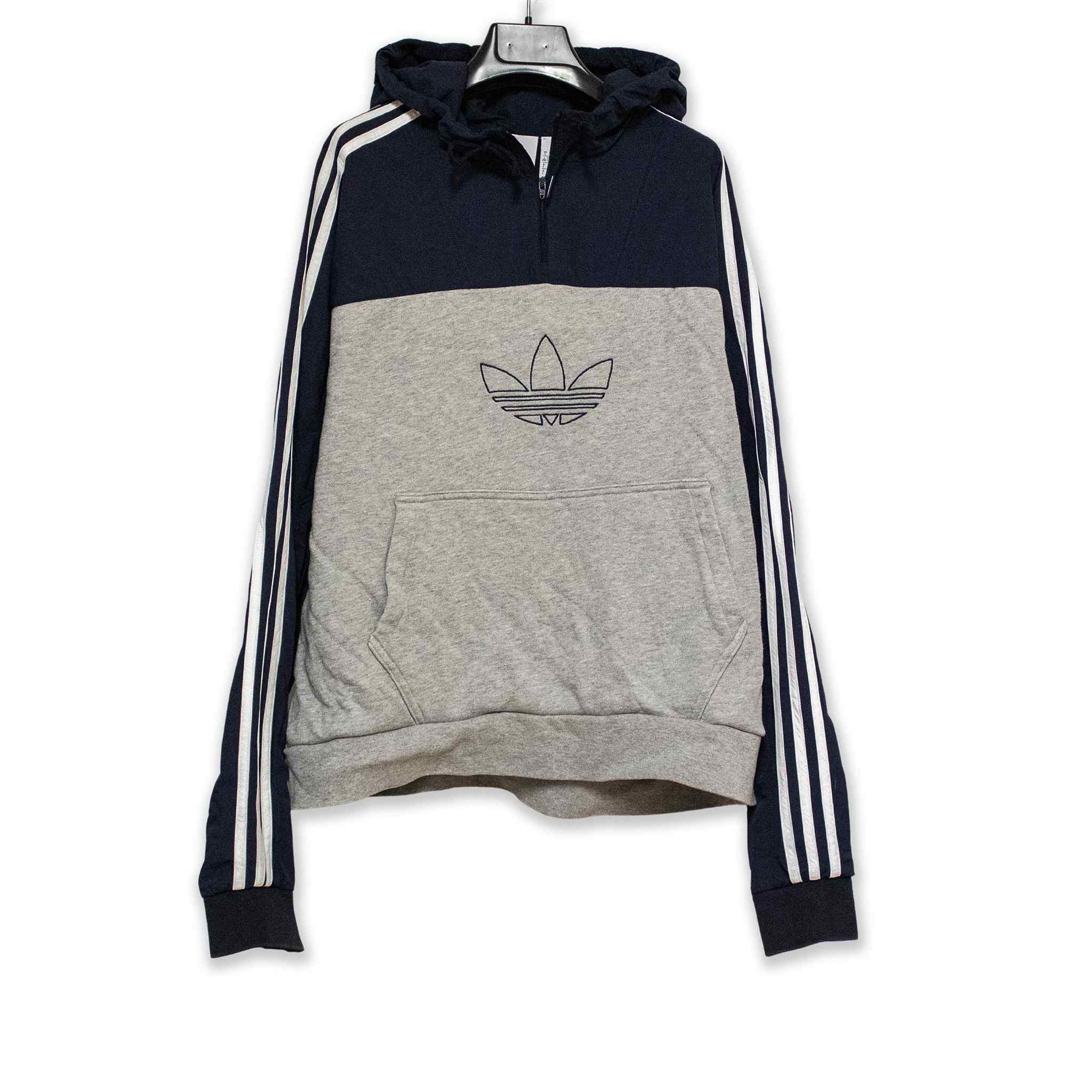 Adidas Sweatshirt - Size L