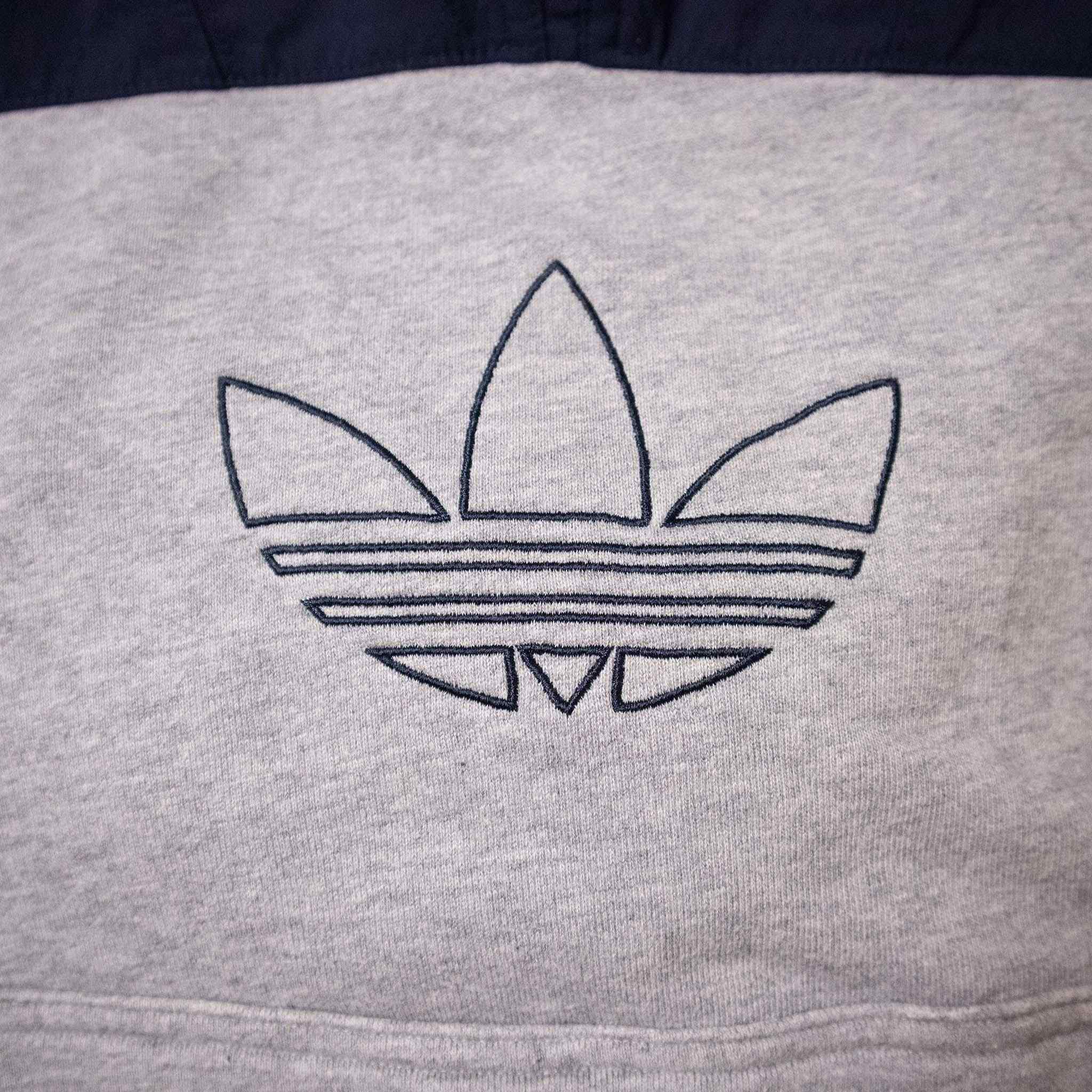 Adidas Sweatshirt - Size L