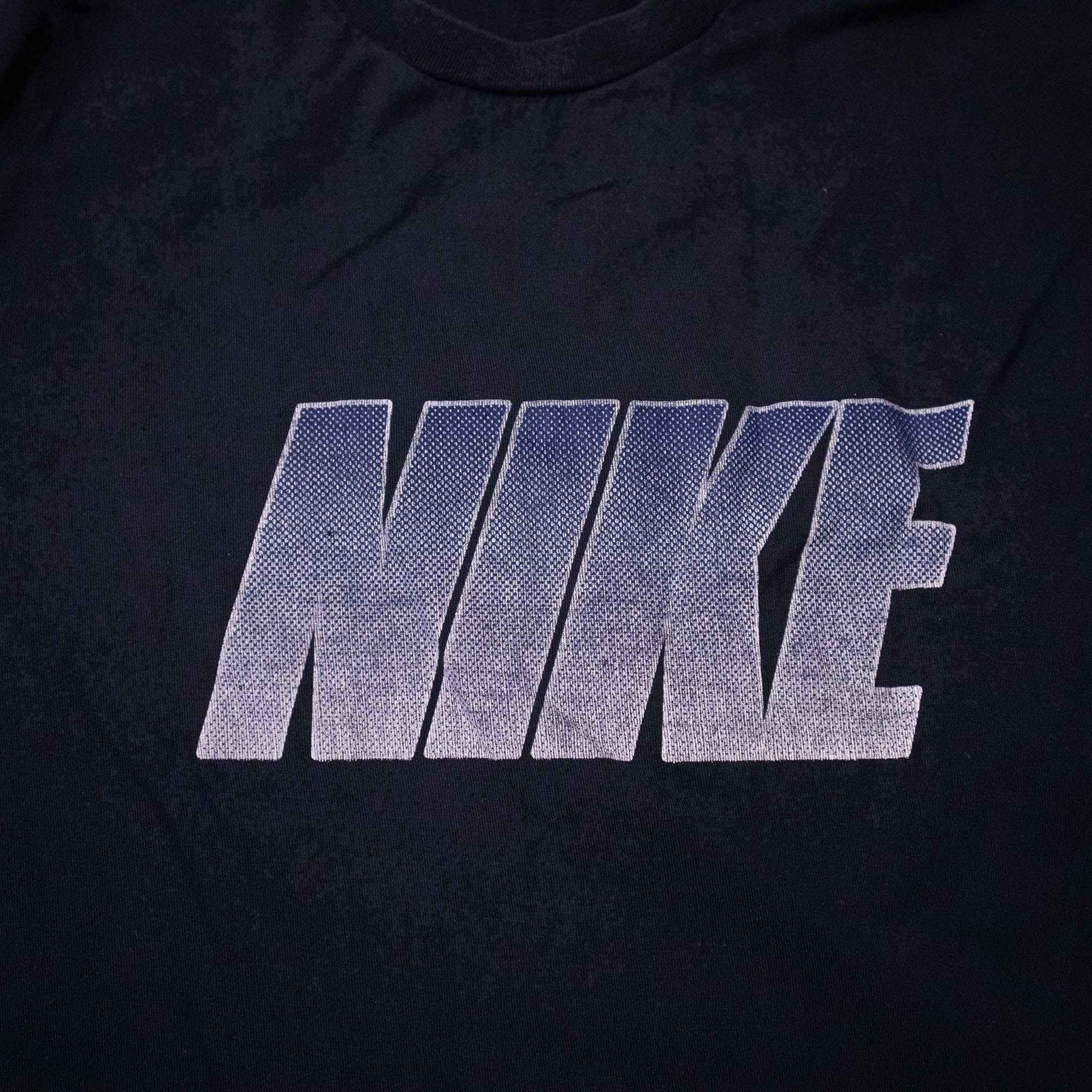 Nike Tee - Size XL