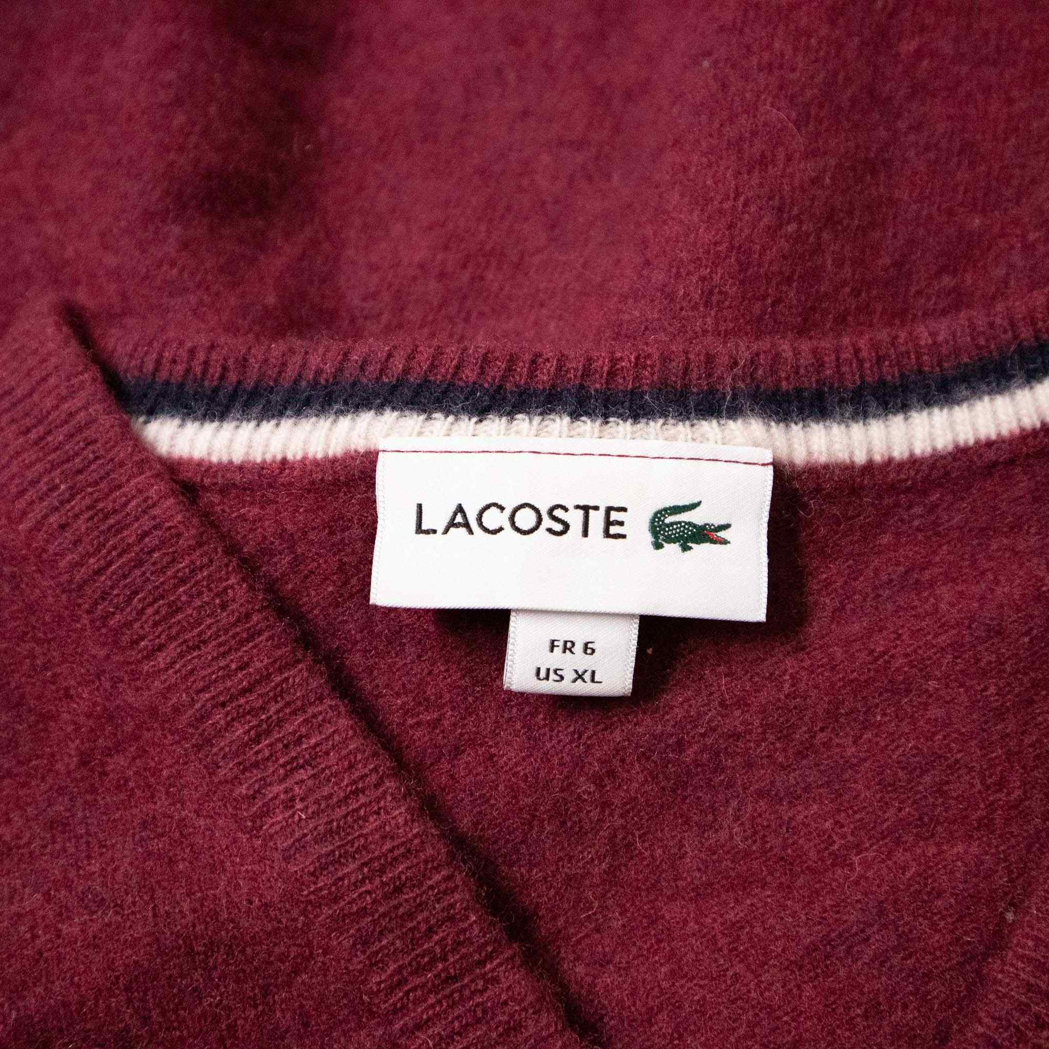 Lacoste 100% wool sweater - Size M