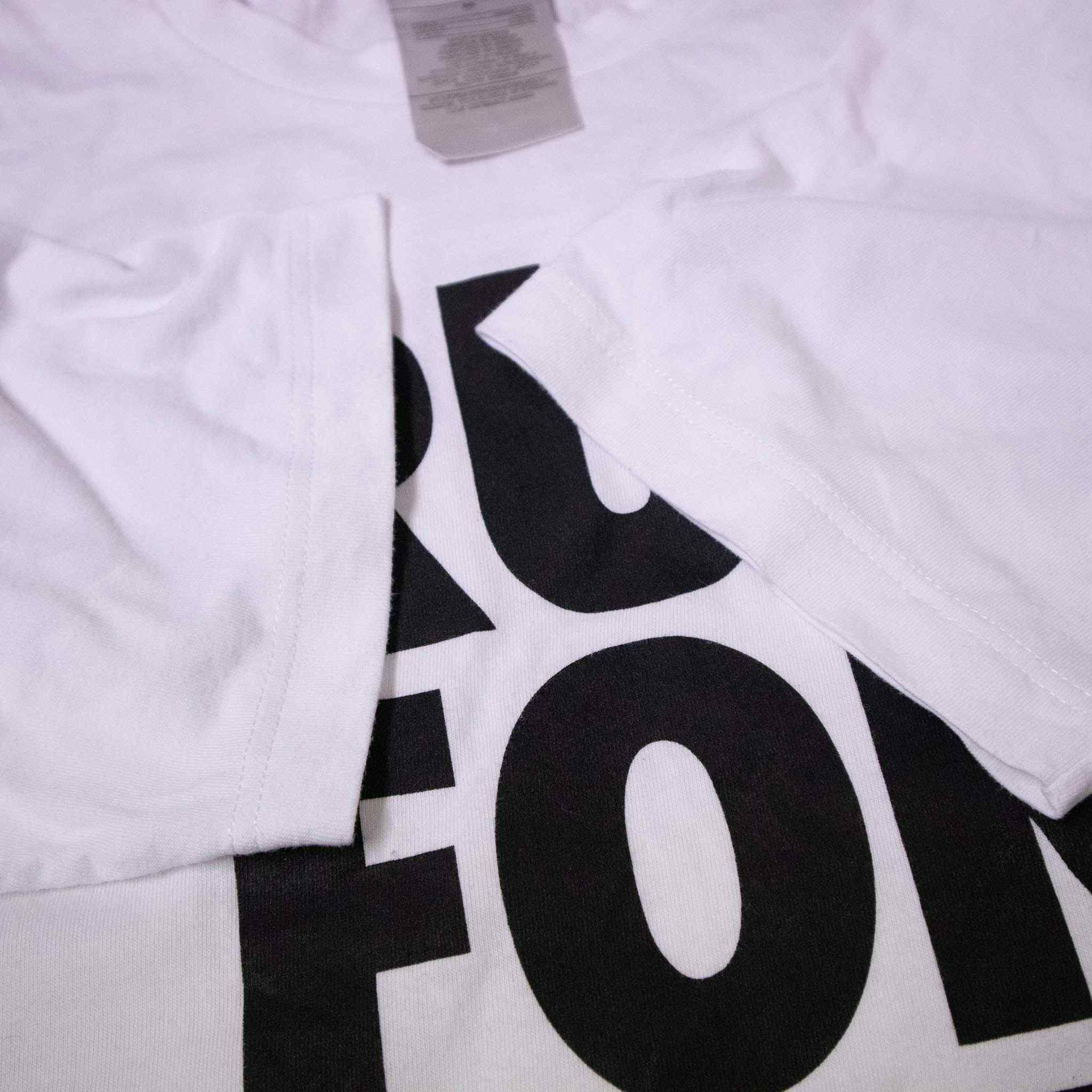 Nike T-Shirt - Size M