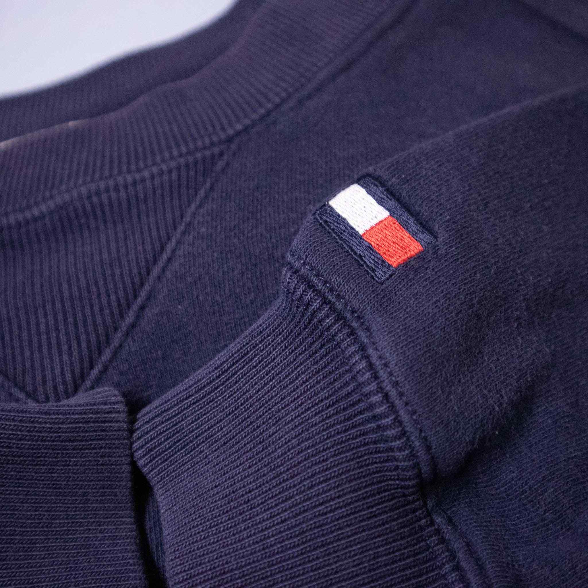 Tommy Hilfiger Vintage Sweatshirt - Size M