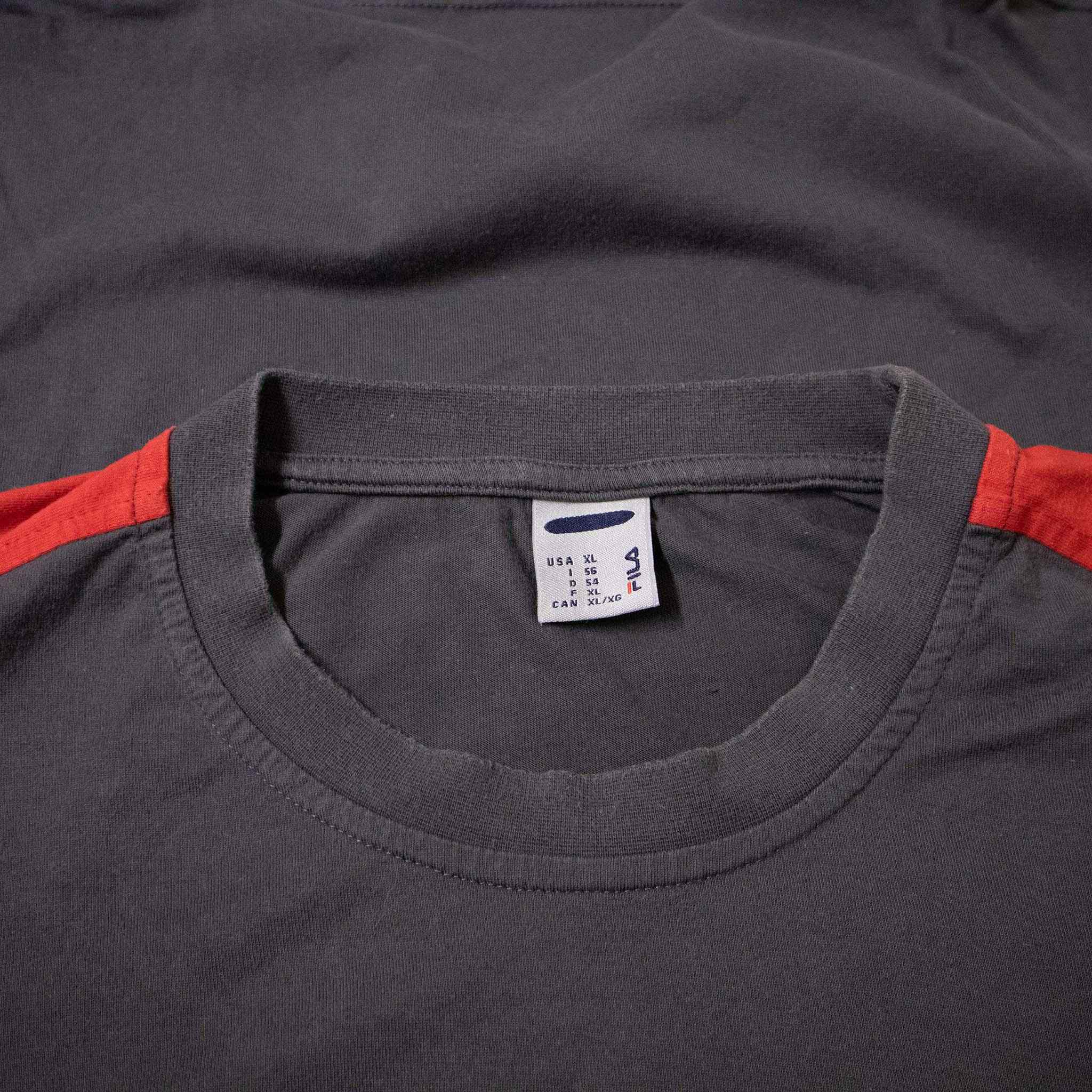 Fila Vintage T shirt - Size XL