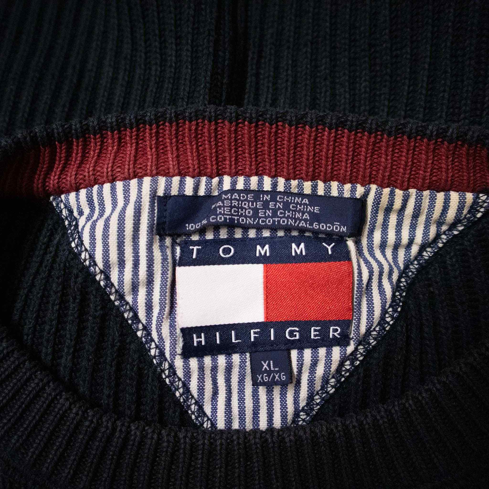 Tommy Hilfiger Vintage Sweater - Size XL