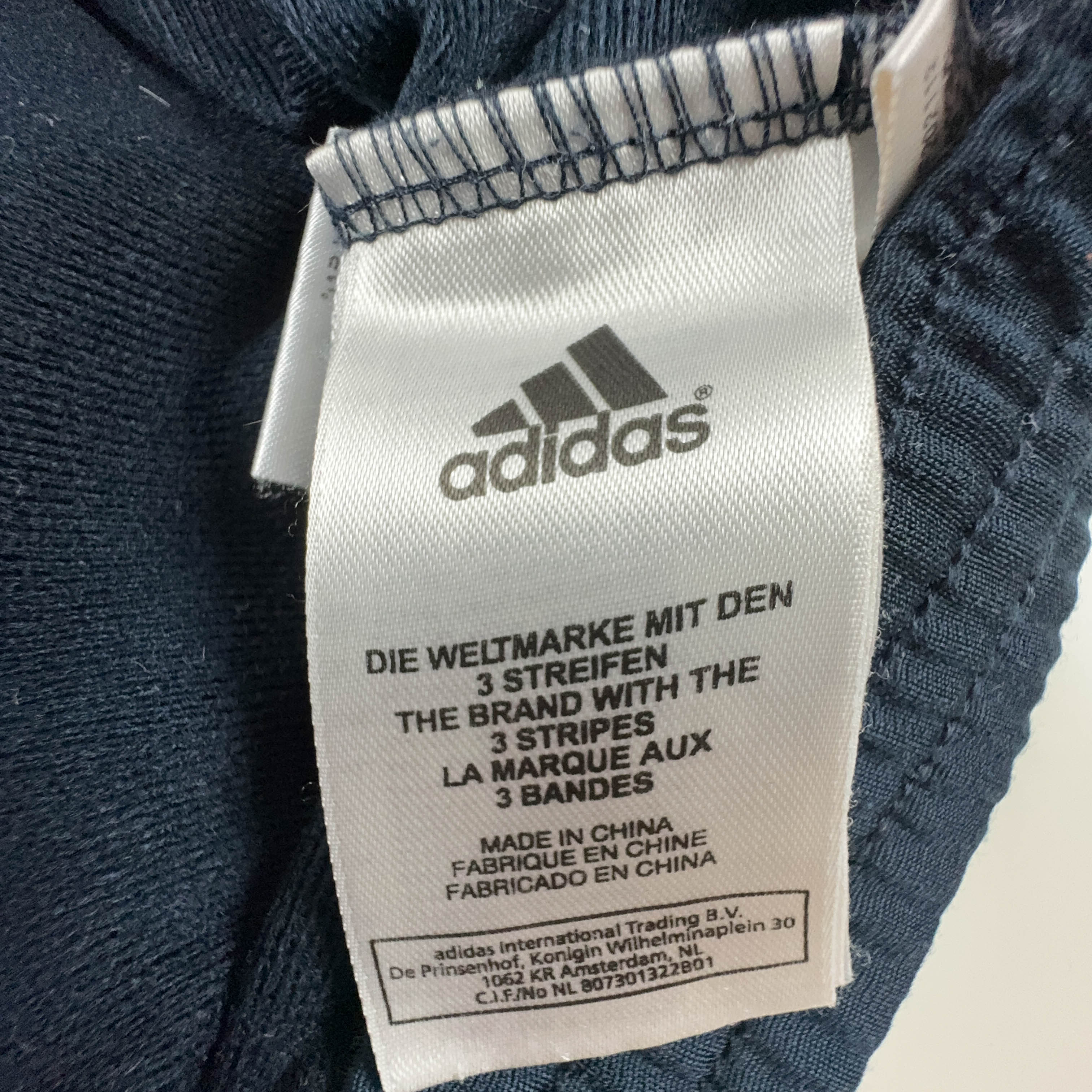 Felpa Adidas Vintage blu scuro e rosso con zip anni 2000 - Taglia S uomo