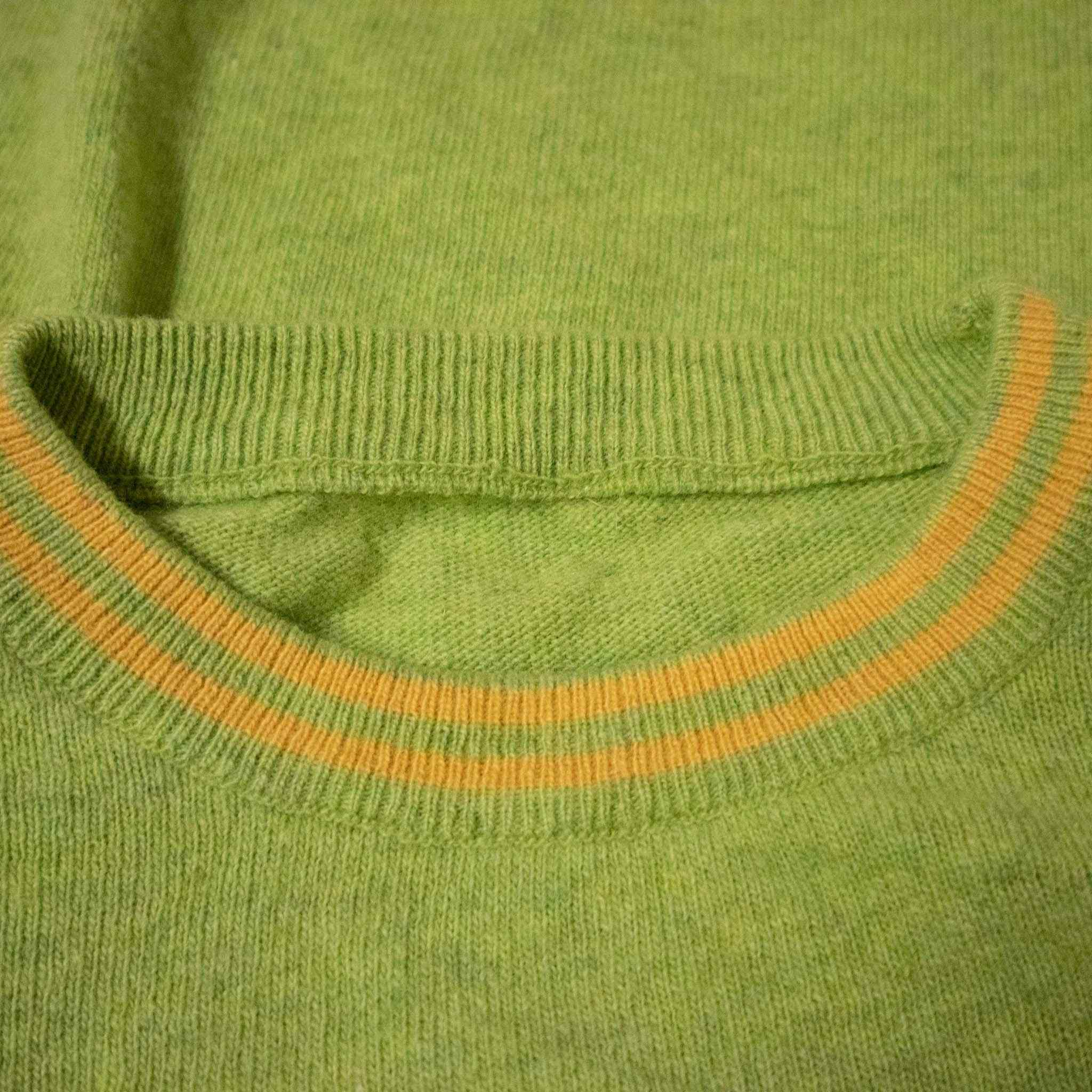 Vintage wool blend sweater - Size M