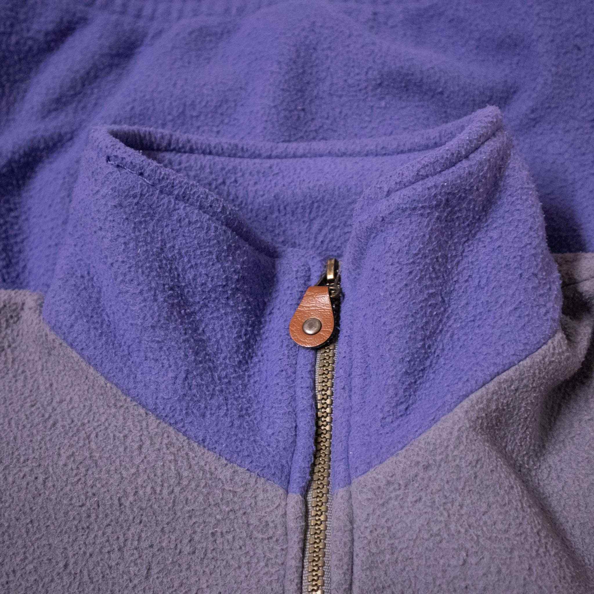 Vintage Fleece - Size M