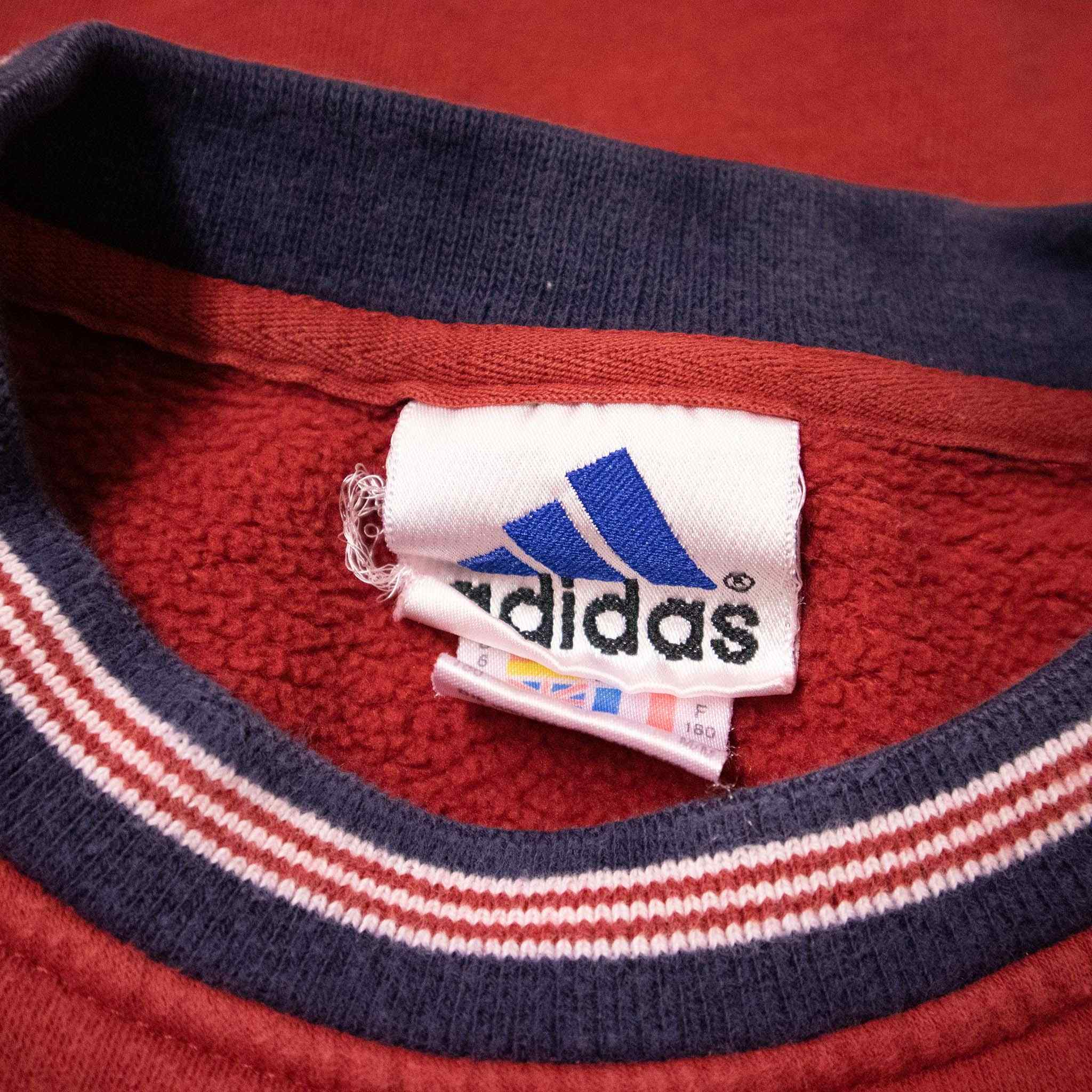 Adidas Vintage 00s sweatshirt - Size M/L