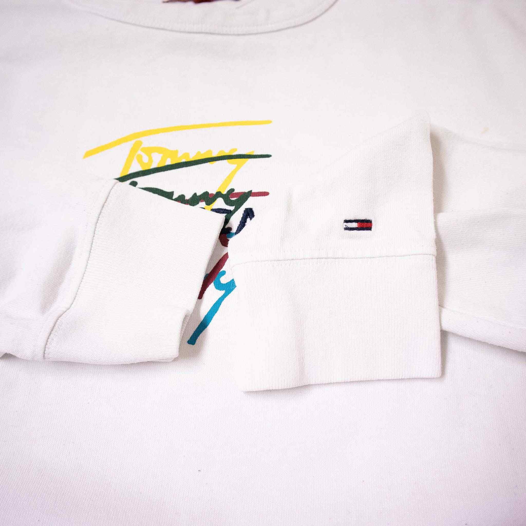 Tommy Hilfiger T shirt - Size M