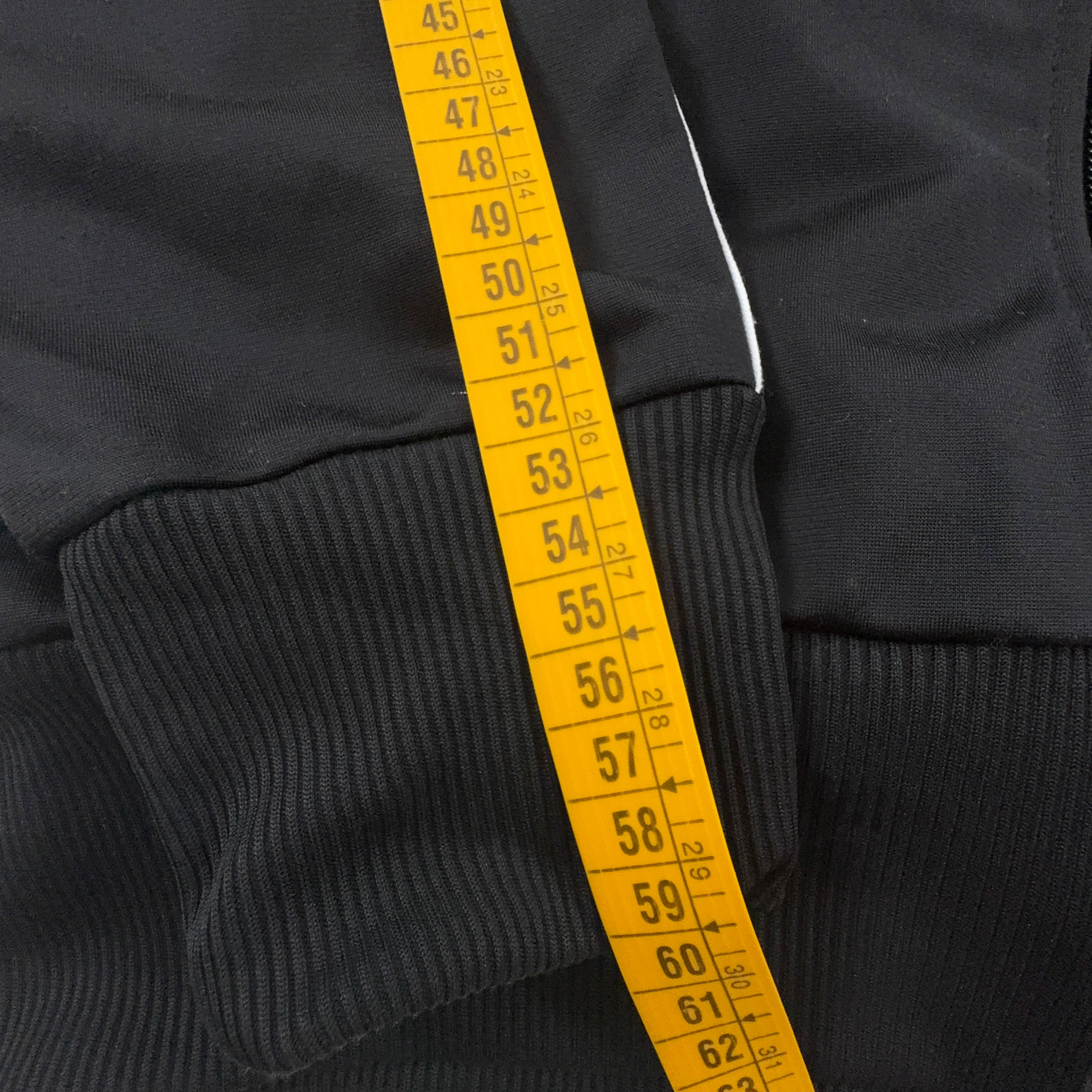 Felpa Adidas Vintage nera e bianca logo ricamato anni 90 - Taglia S/M uomo