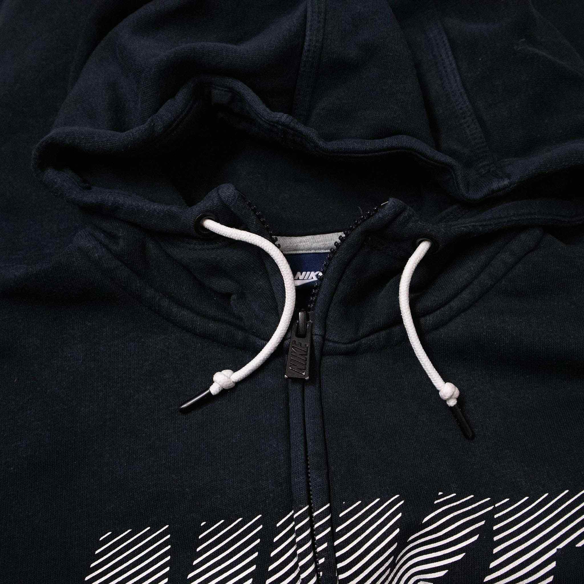 Nike Sweatshirt - Size L