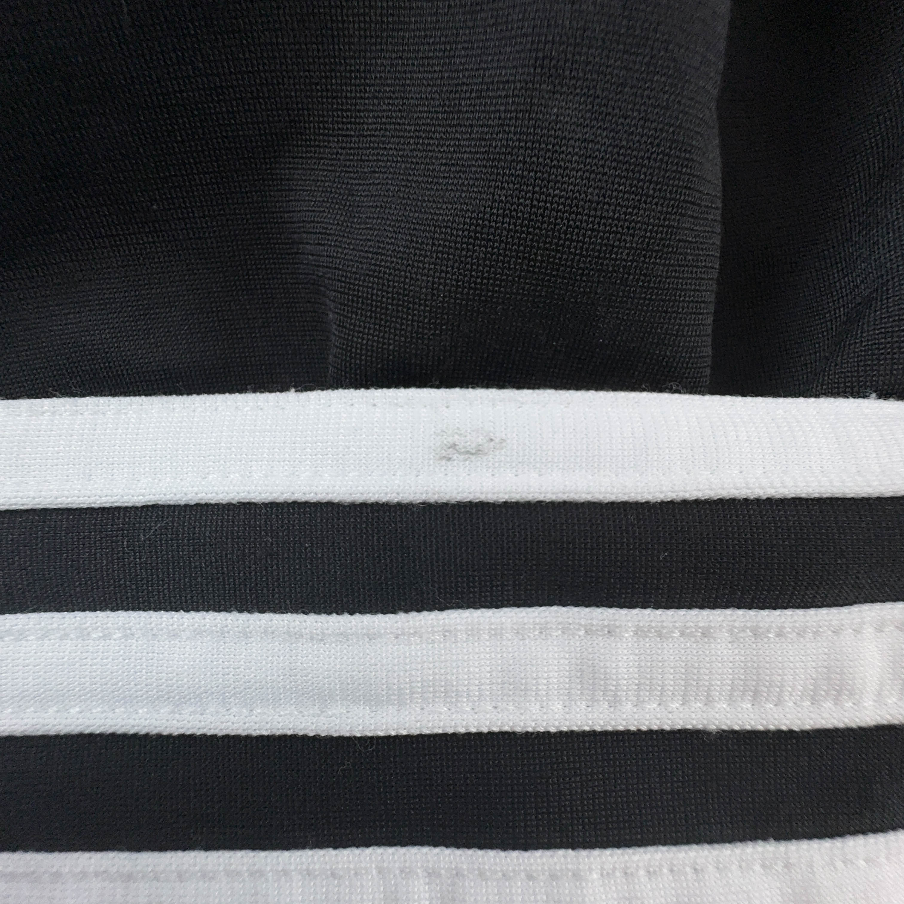 Felpa Adidas Vintage nera e bianca logo ricamato anni 90 - Taglia S/M uomo