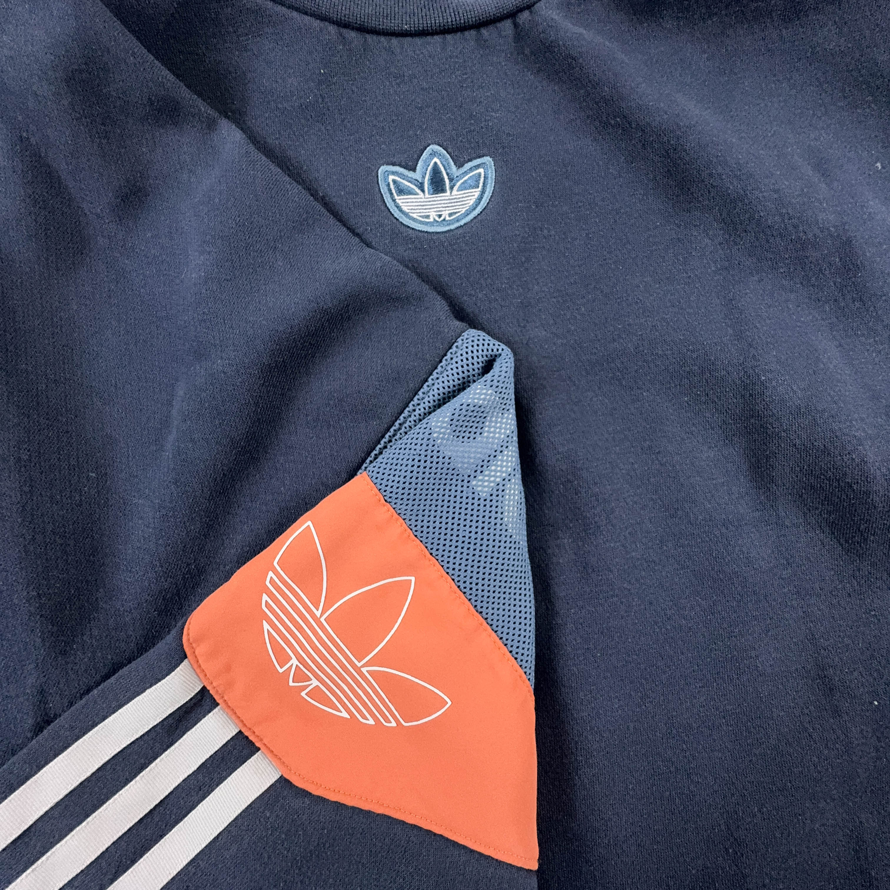 Felpa Adidas blu a girocollo logo centrale - Taglia L/XL uomo