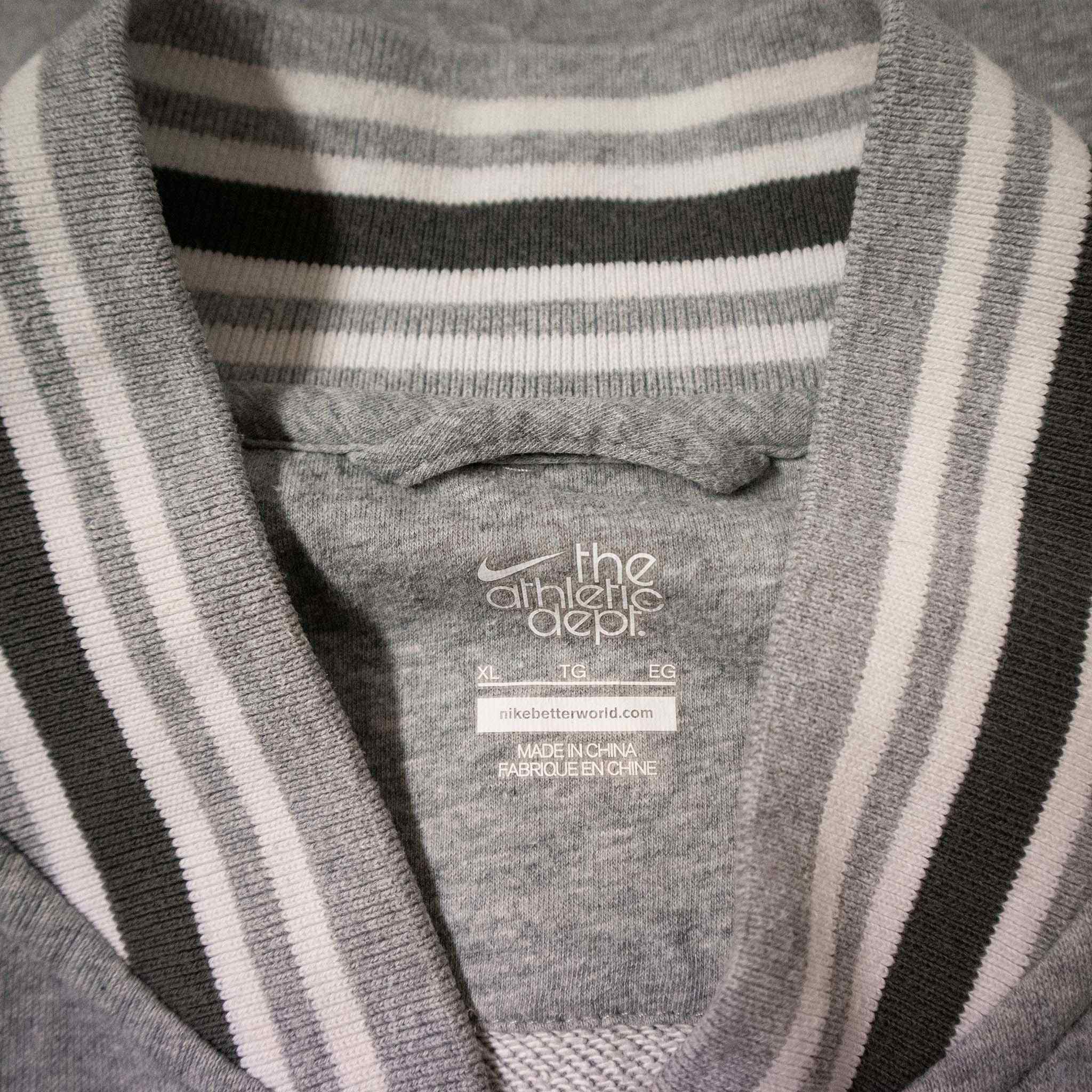 Nike Vintage Sweatshirt - Size XL