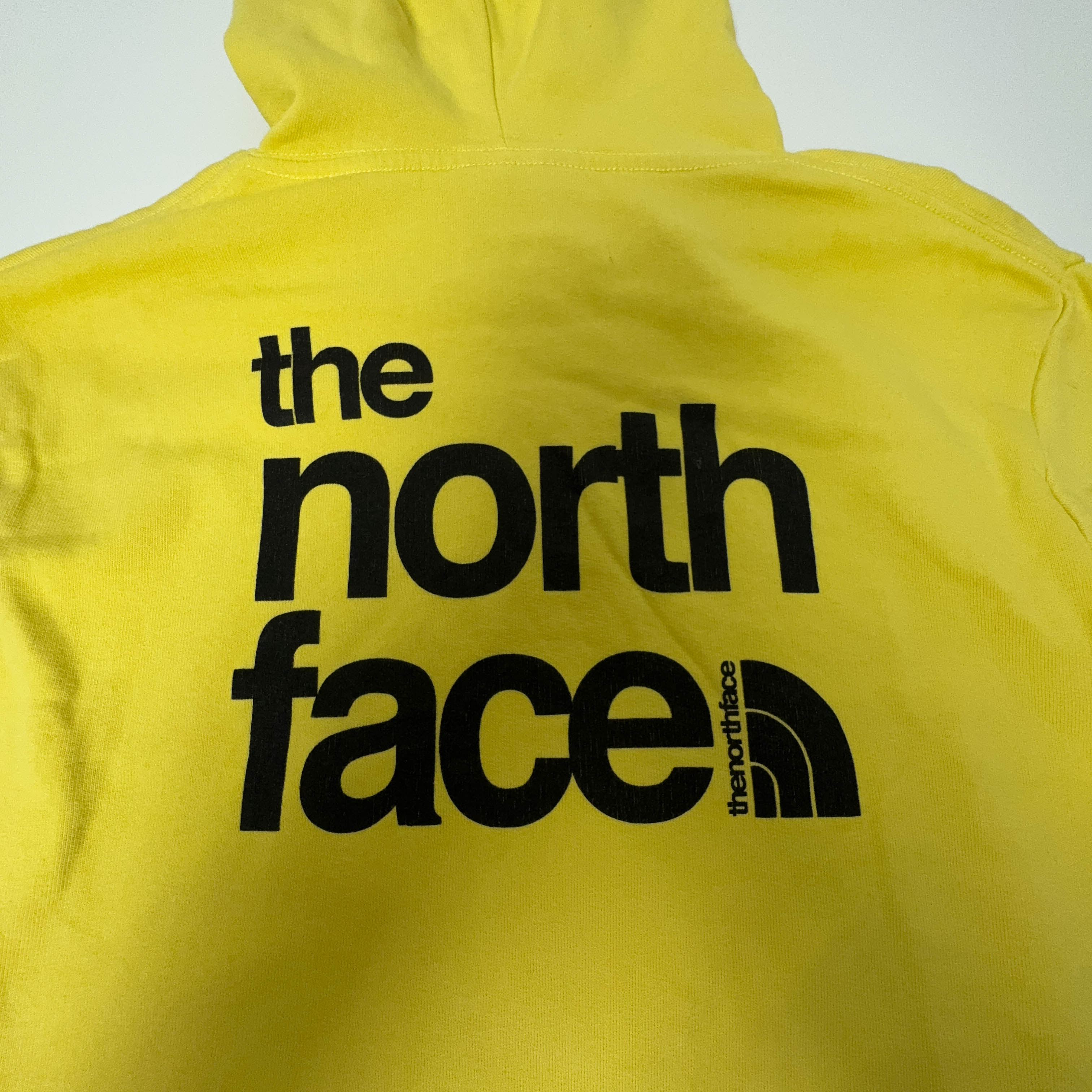 Felpa The North Face gialla con cappuccio e tasche - Taglia S uomo