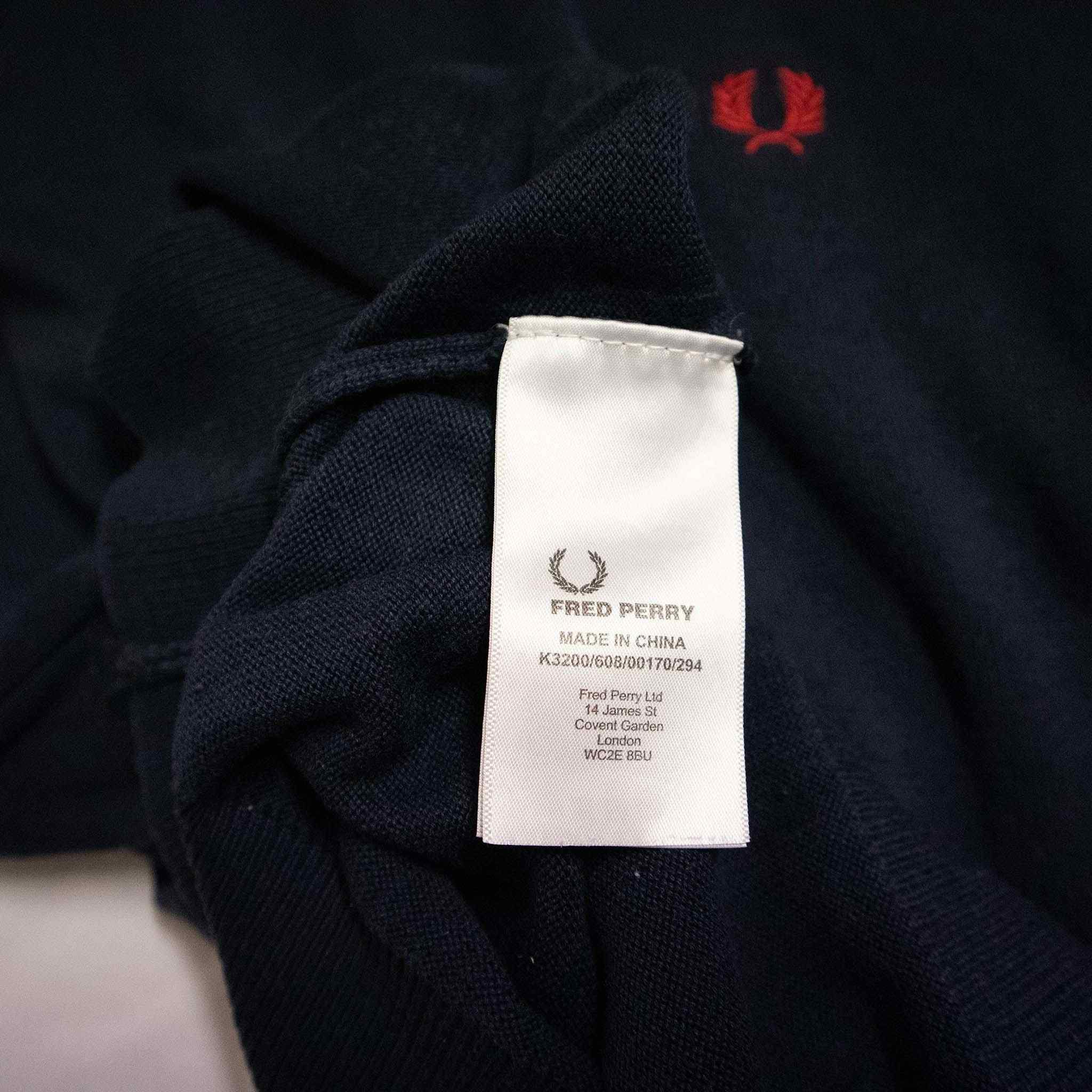 Fred Perry sweater - Size S