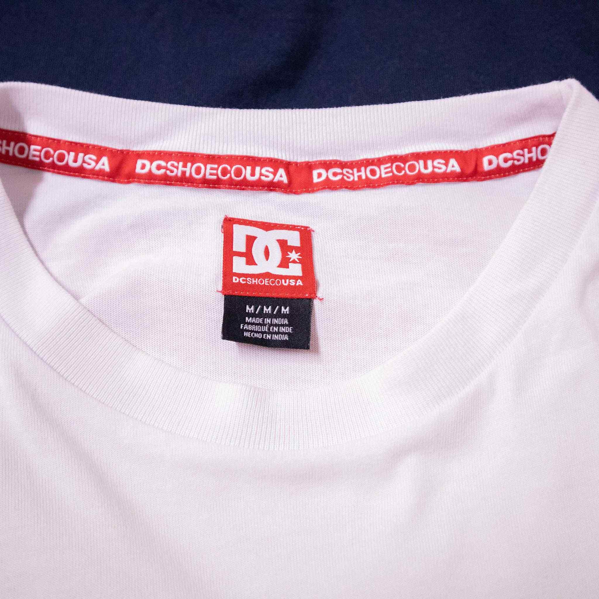 DC T-Shirt - Size M