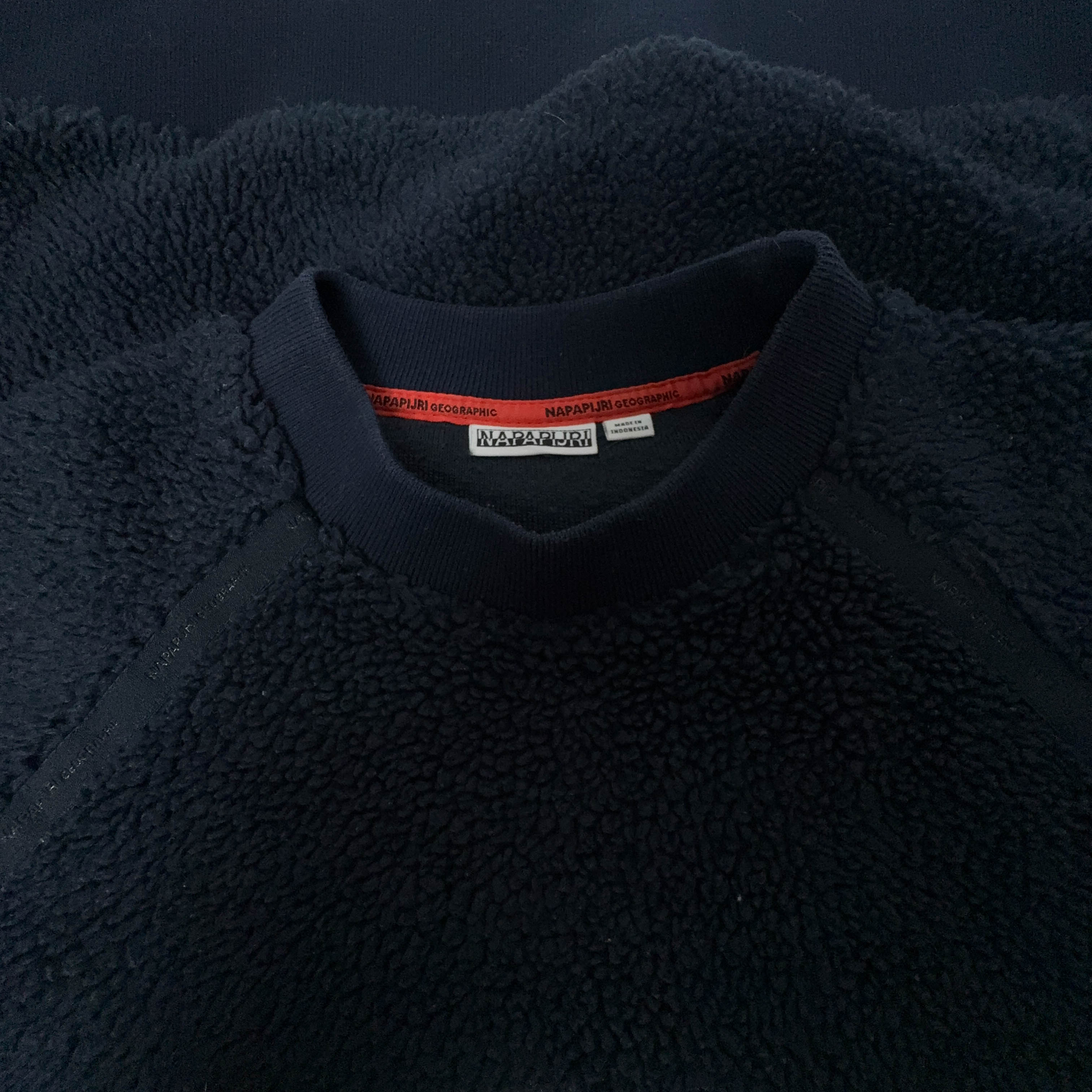 Pile Napapijri blu scuro girocollo con patch - Taglia S uomo