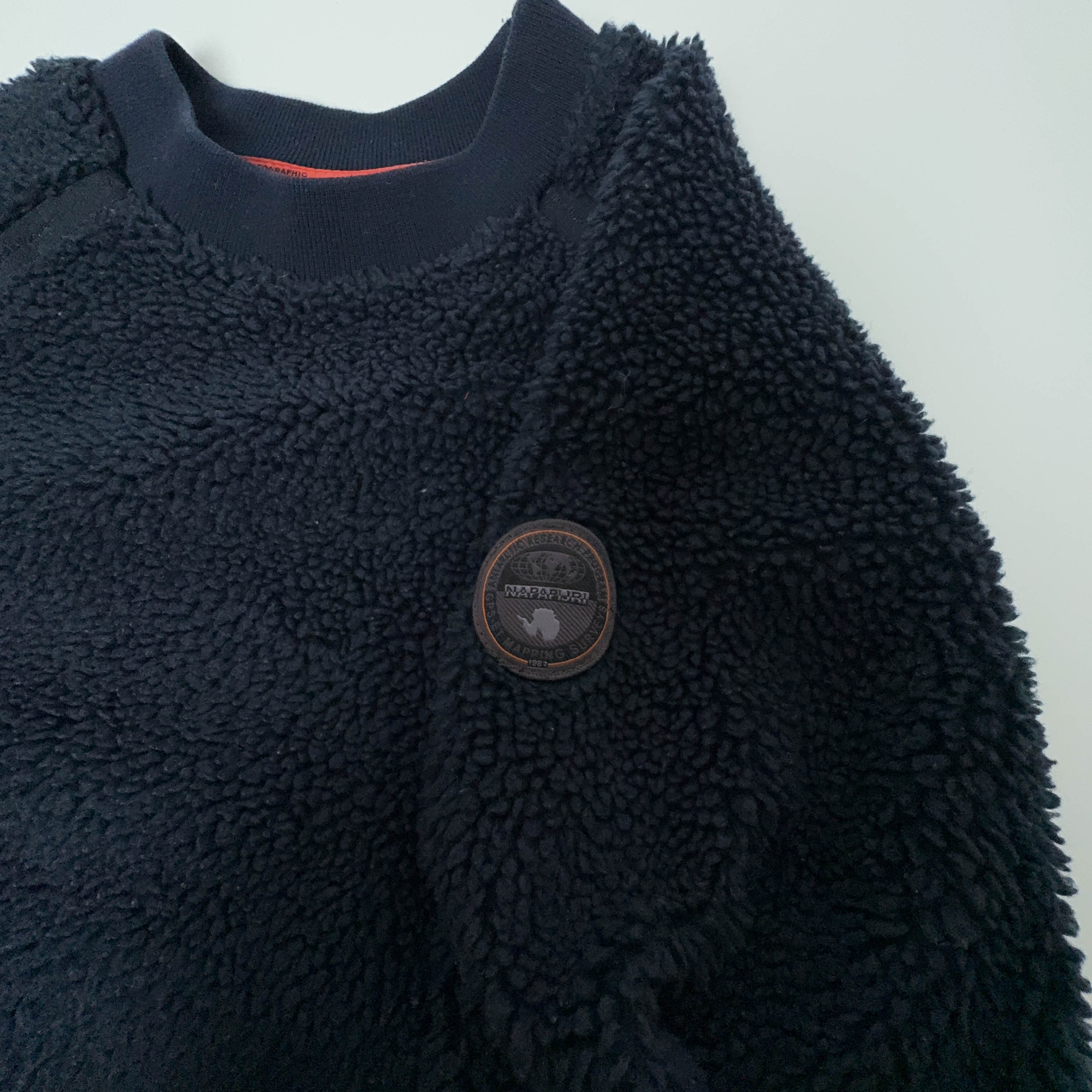 Pile Napapijri blu scuro girocollo con patch - Taglia S uomo