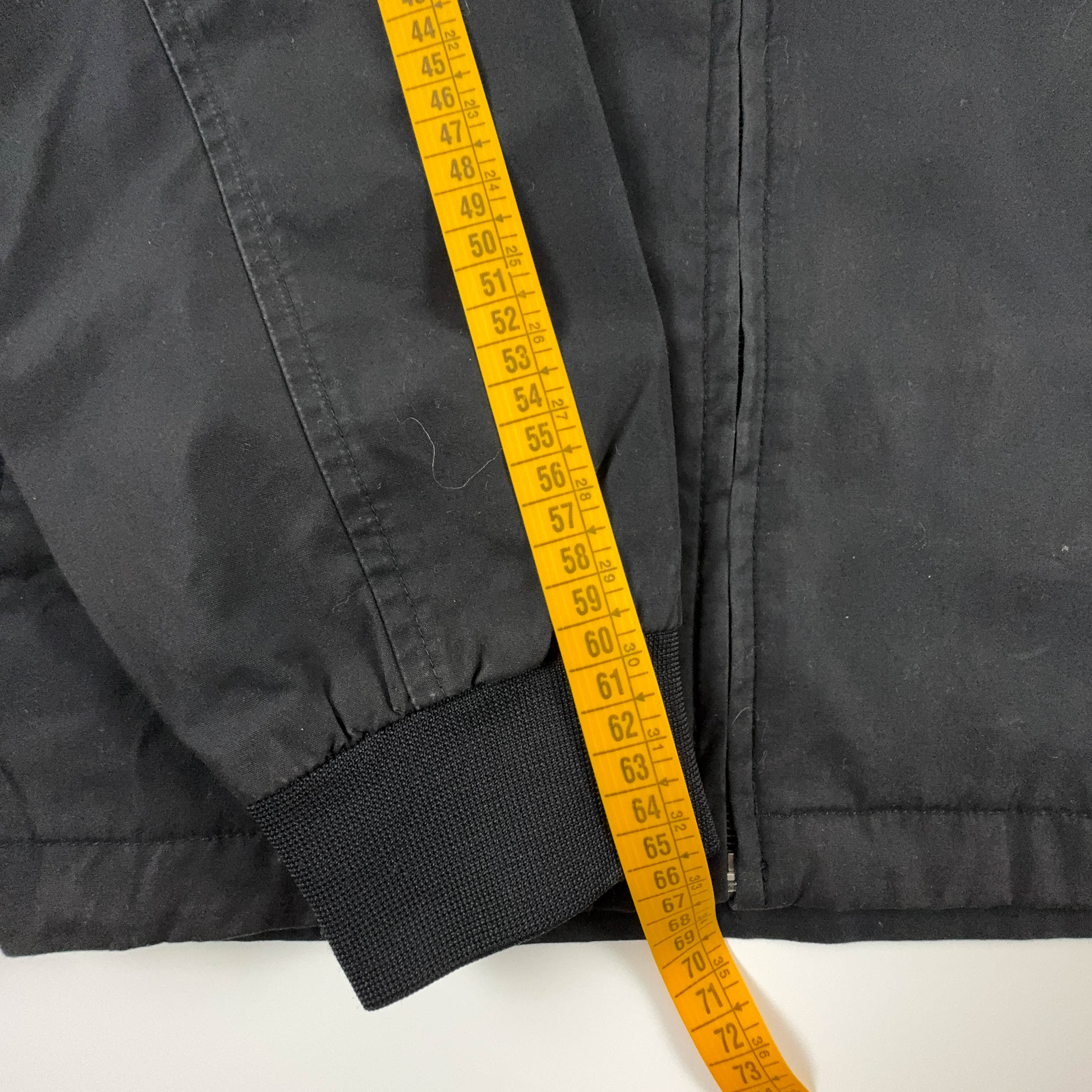 Giacca a vento Carhartt Vintage nera con zip - Taglia M/L uomo