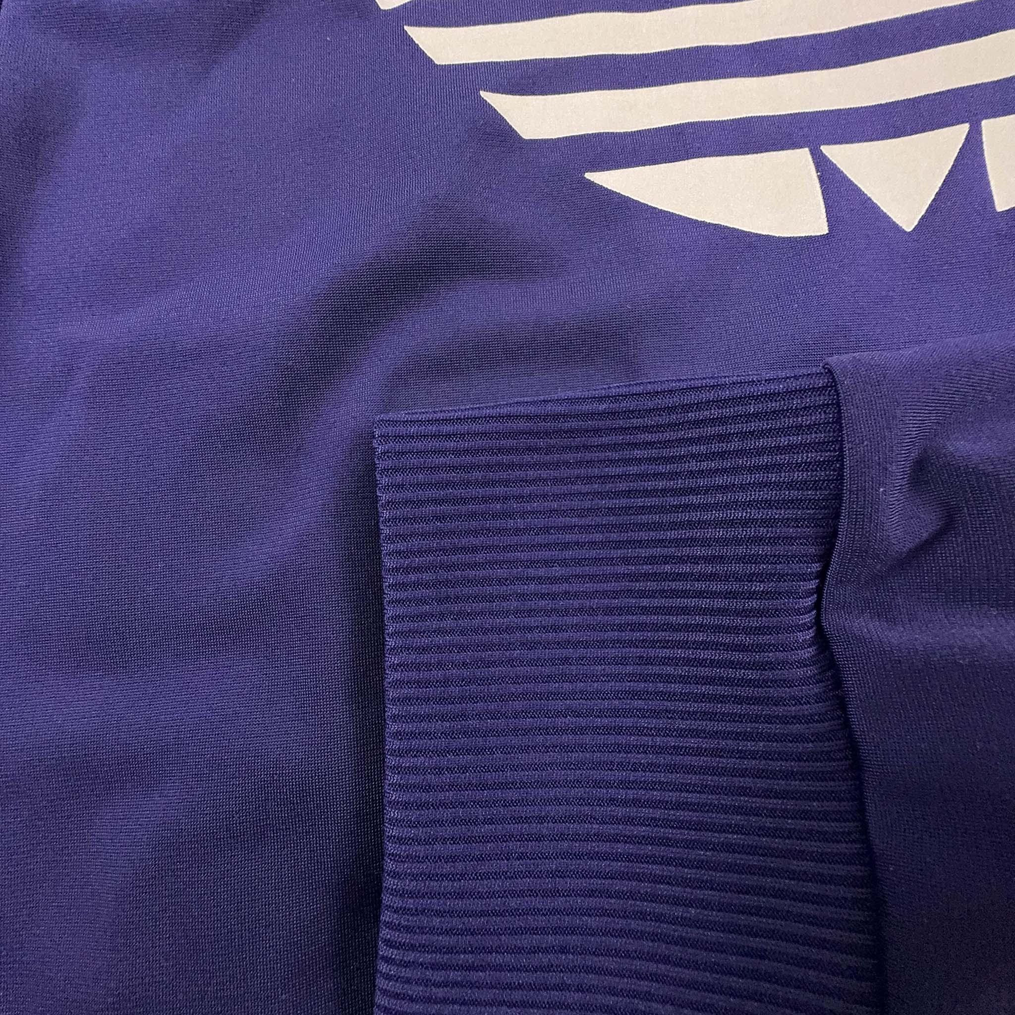 Felpa Adidas viola con zip e stampa sul retro - Taglia M donna