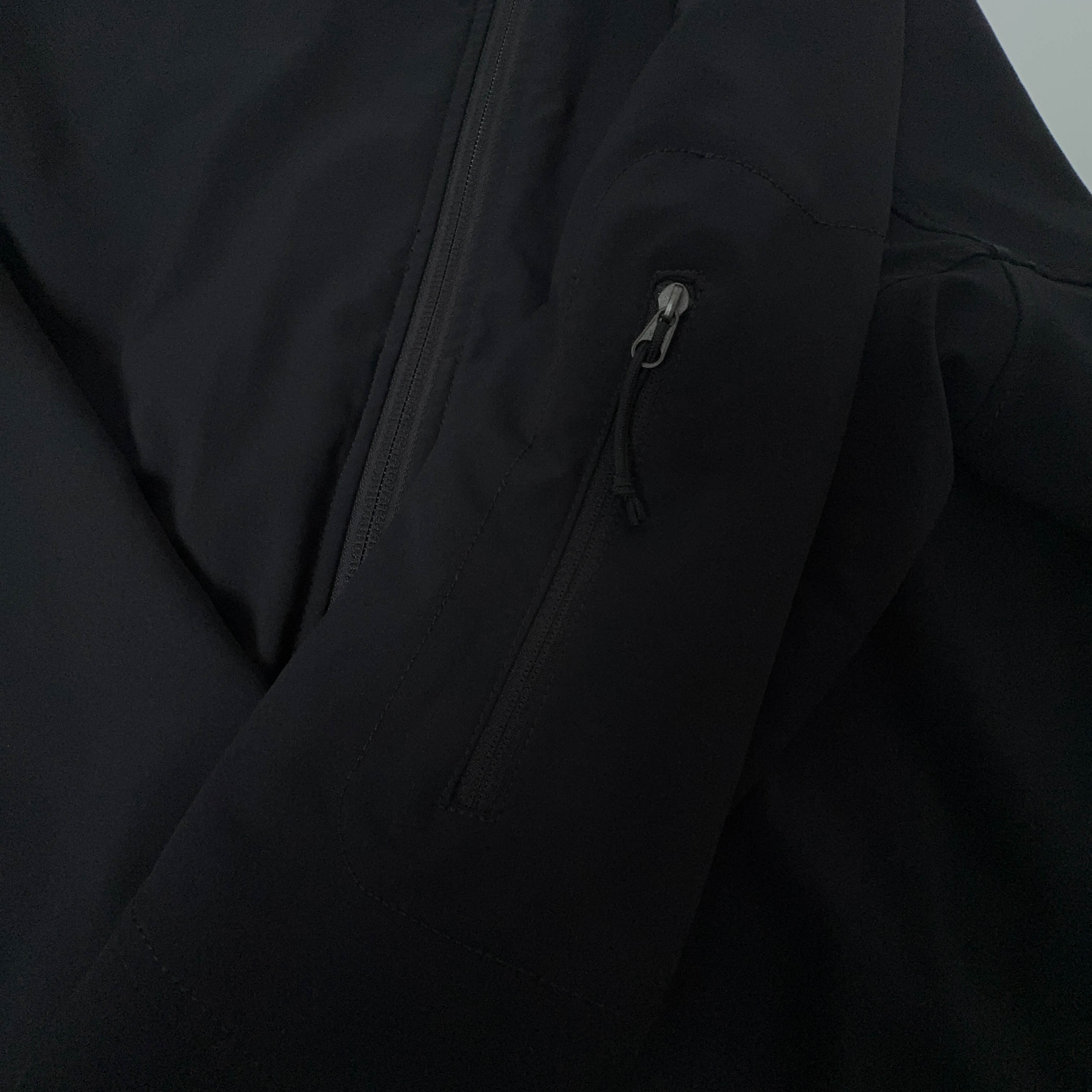 Giacca a vento The North Face nera con zip intera logo ricamato - Taglia L uomo