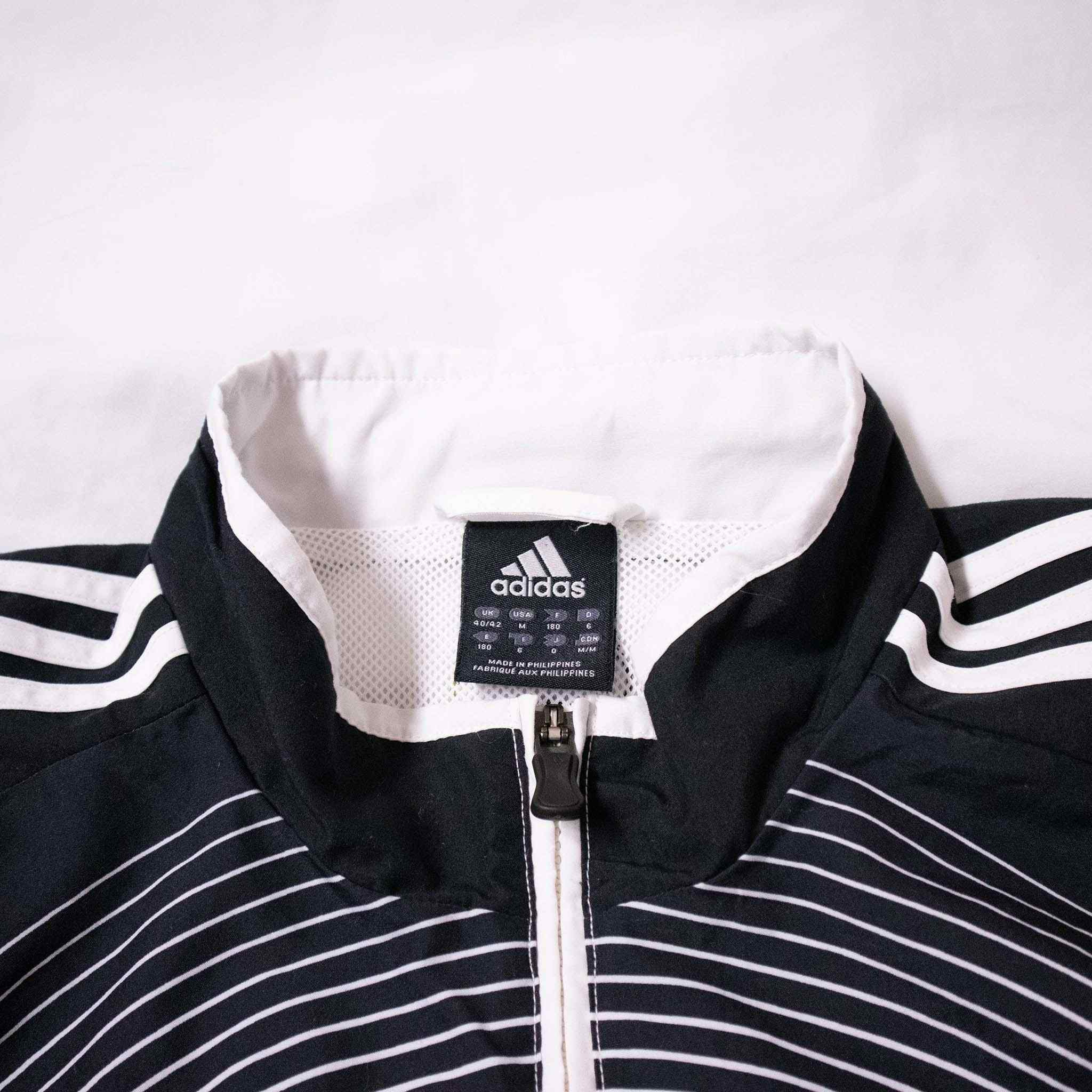 Adidas Vintage windbreaker - Size M