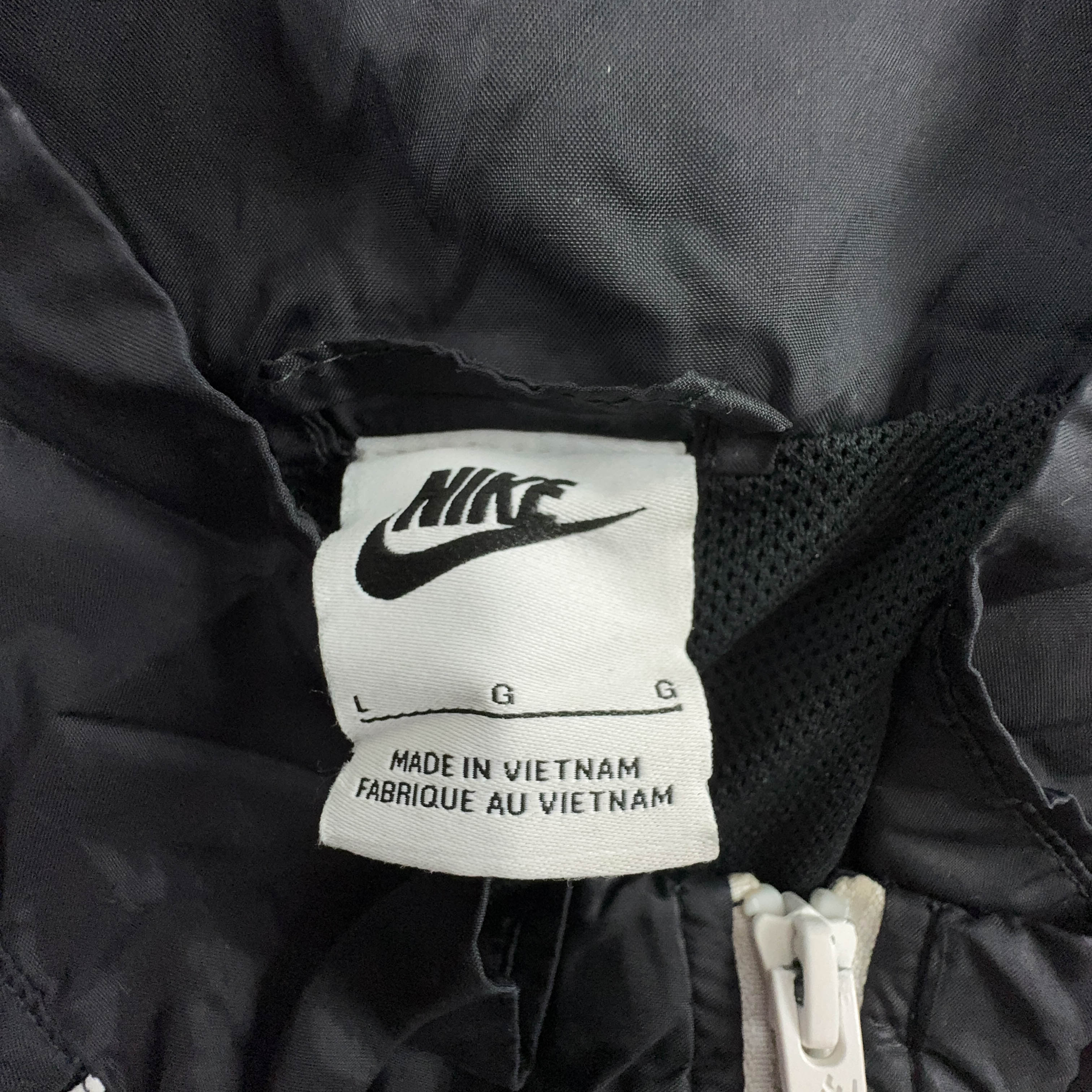 Giacca a vento Nike nera con zip logo ricamato - Taglia L uomo
