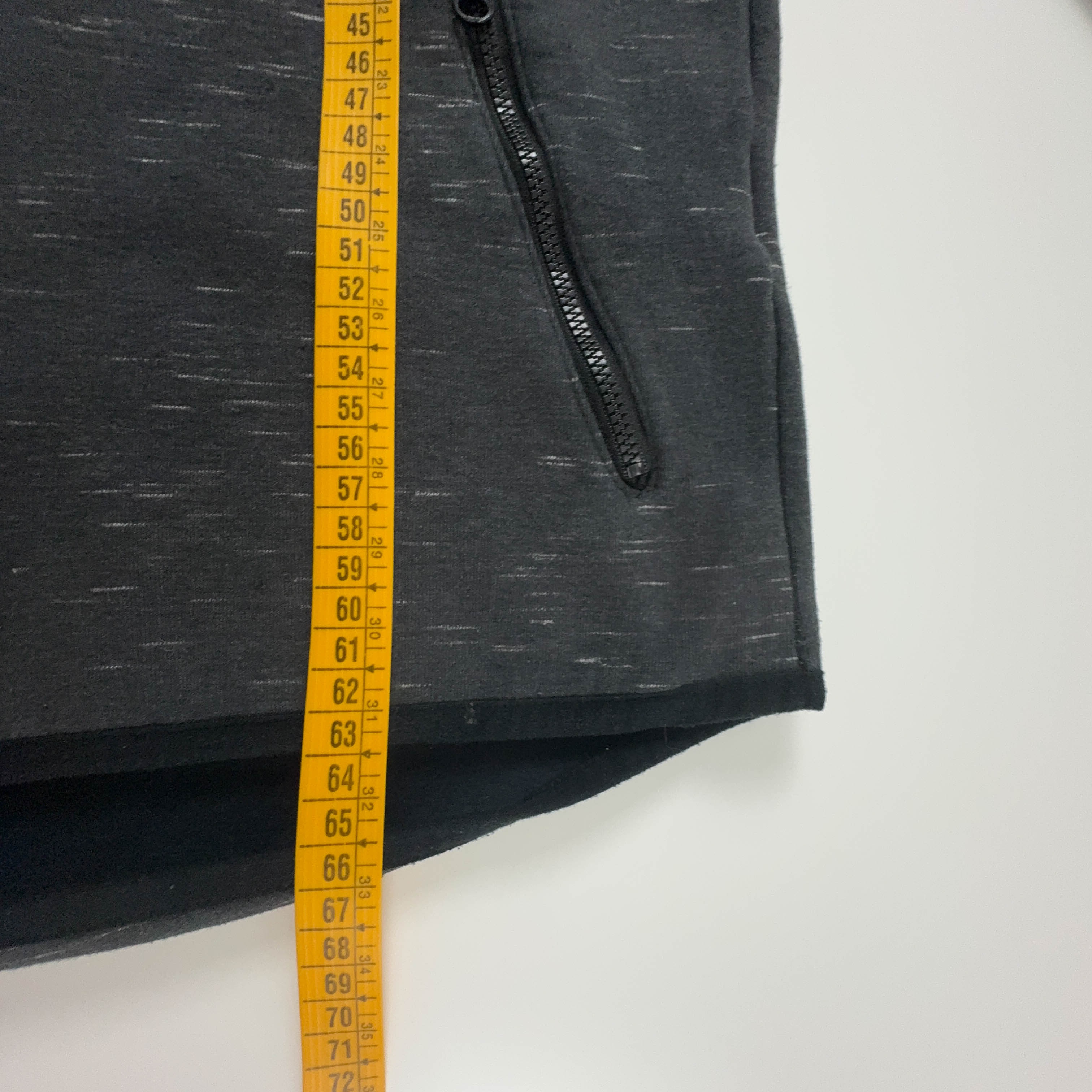 Felpa Nike grigia scura con cappuccio e zip 80% cotone - Taglia S/M uomo