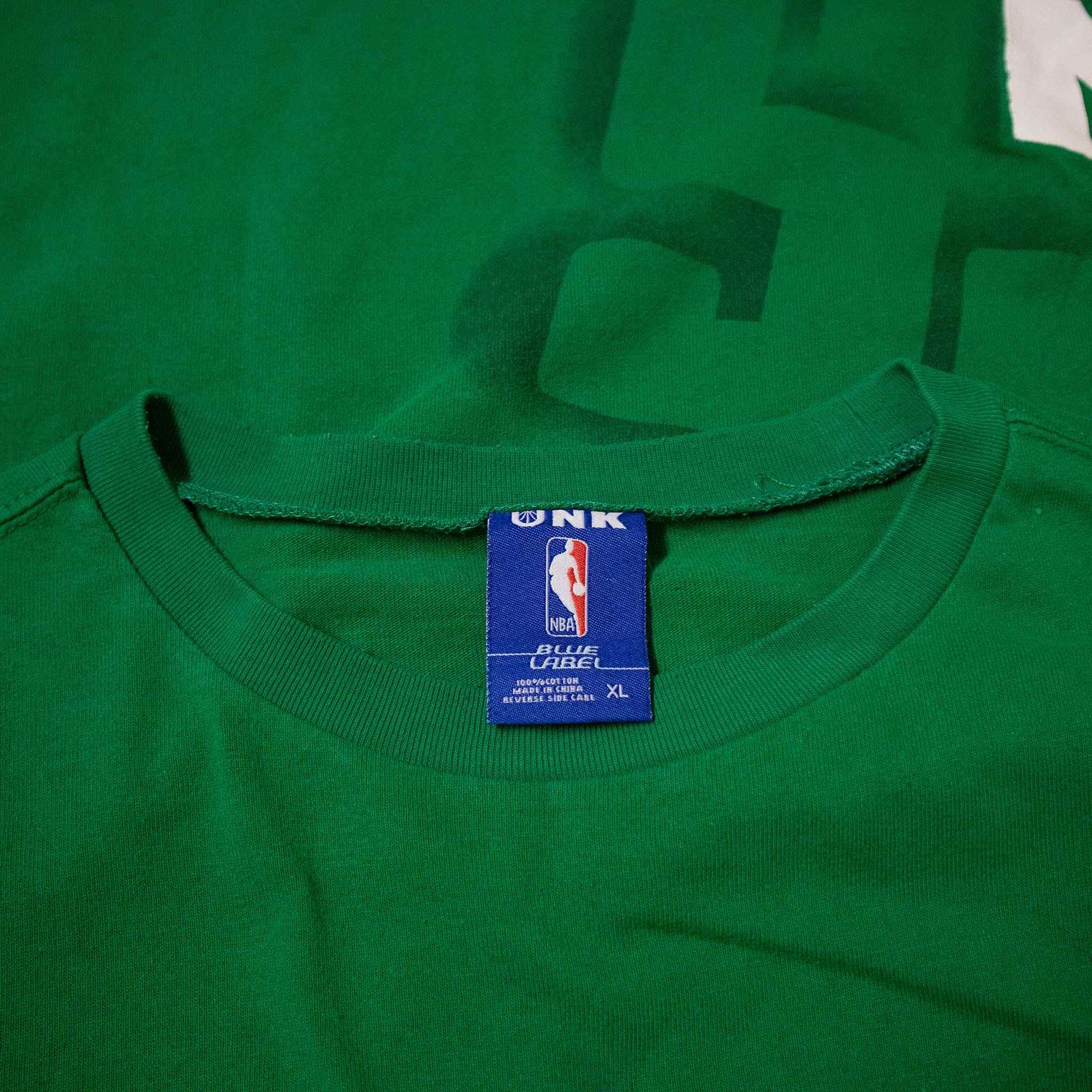 NBA Celtics T shirt - Size XL