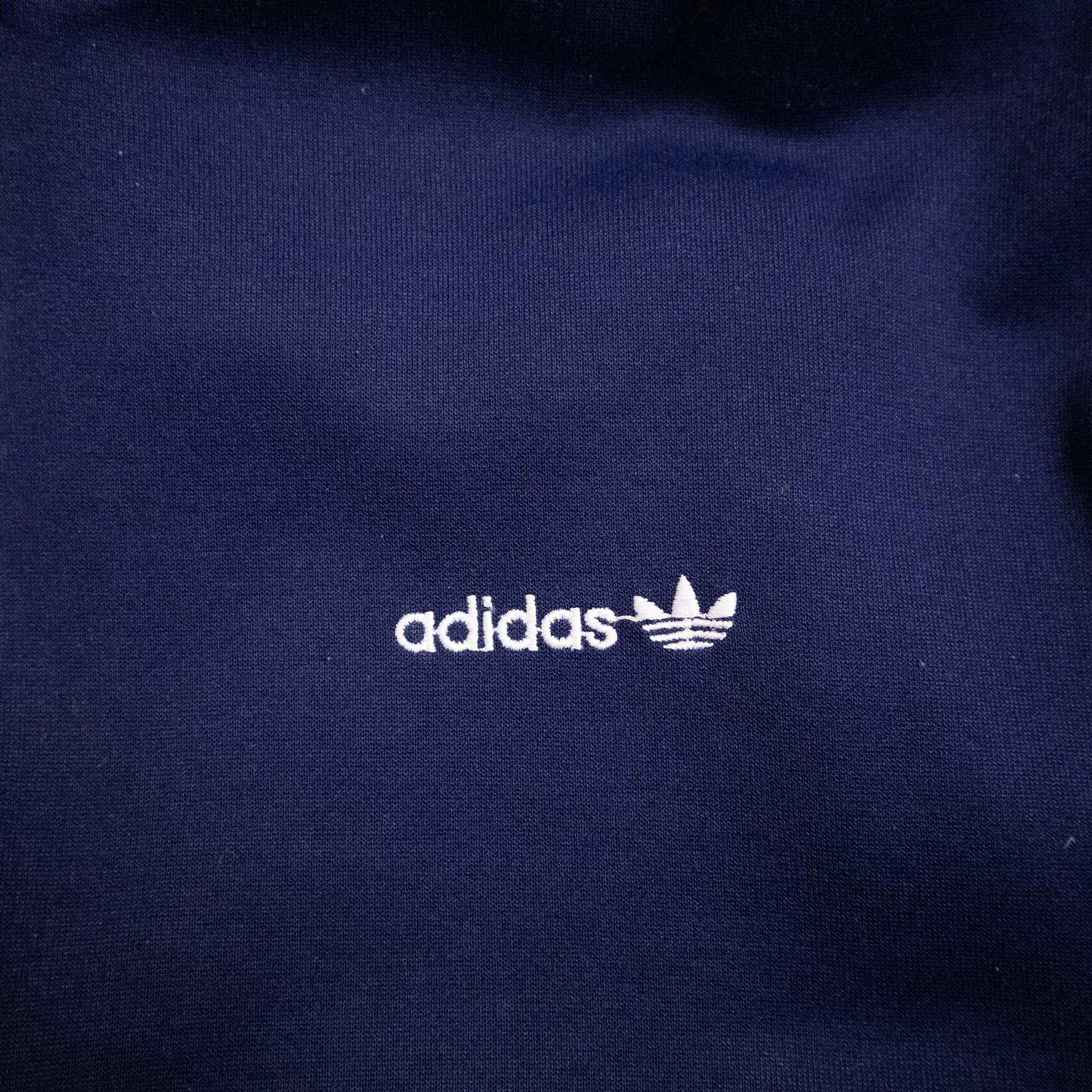 Adidas Vintage Sweatshirt - Size M/L