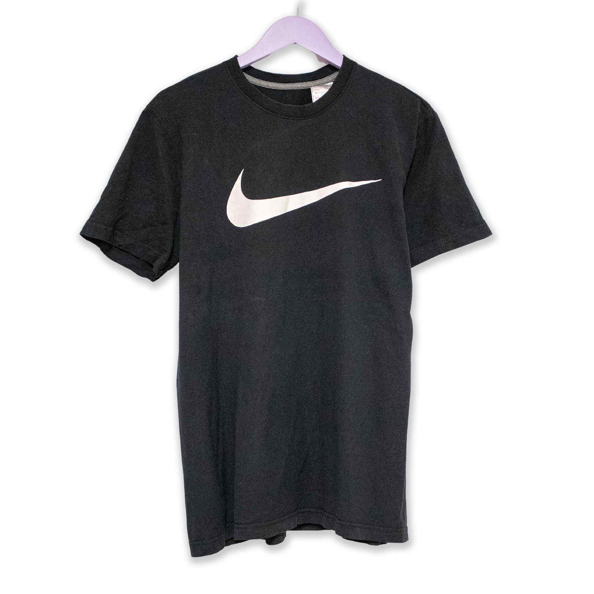 Nike Vintage T-Shirt - Size M